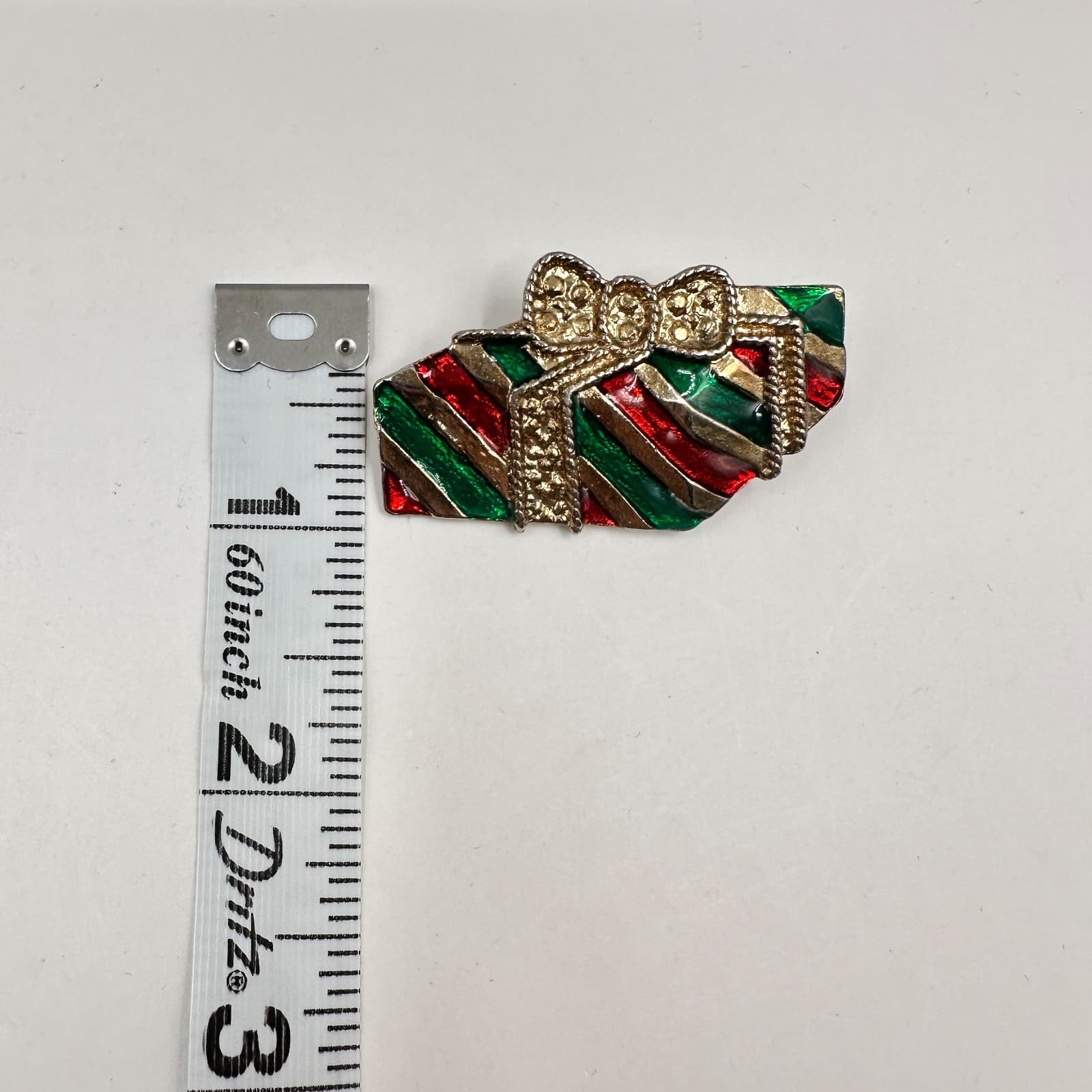 Vintage 80s 90s Christmas Brooch Pins Set Enamel Gold Tone Wreath Bells Heart - Thumbnail 18