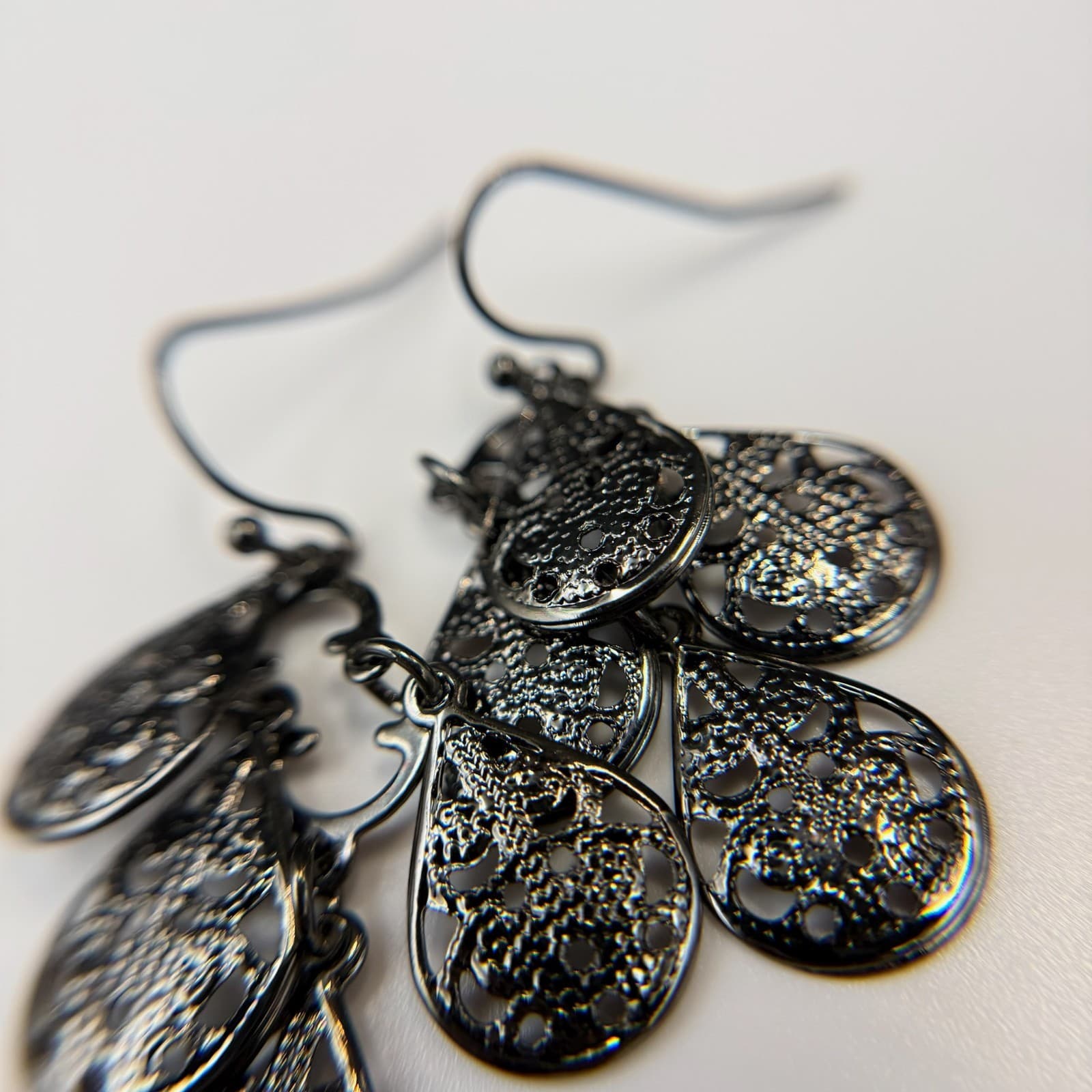 Vintage French Wire Silver-Tone Fashion Classic Dropped Filigree Teardrop Dangle - Thumbnail 12