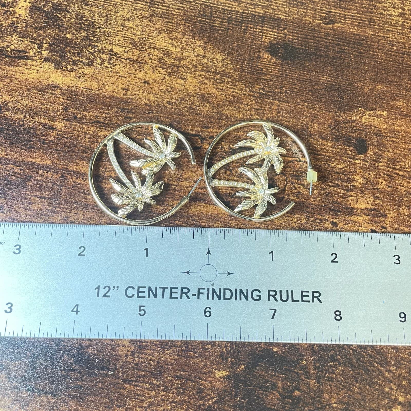 Vintage VTG Gold Tone Big Hoop Palm Tree Earrings Rhinestone Pave Tropical - Thumbnail 2