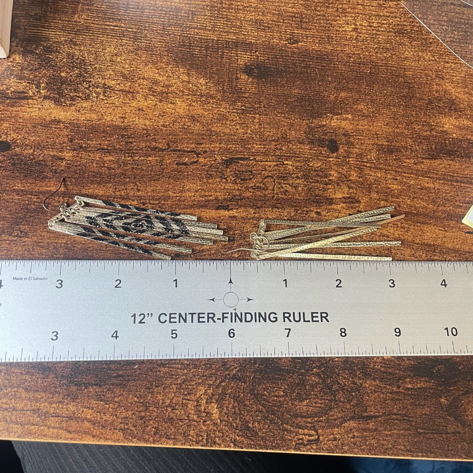 Vintage VTG Gold Tone Fringe Dangle Earrings Black Chevron Snake Print Bohemian - Thumbnail 2