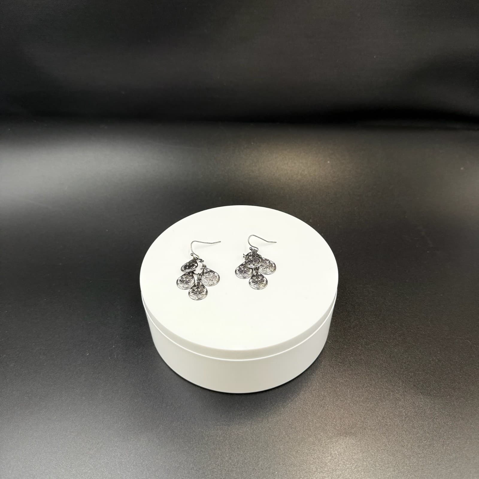 Vintage French Wire Silver-Tone Fashion Classic Dropped Filigree Teardrop Dangle - Thumbnail 4