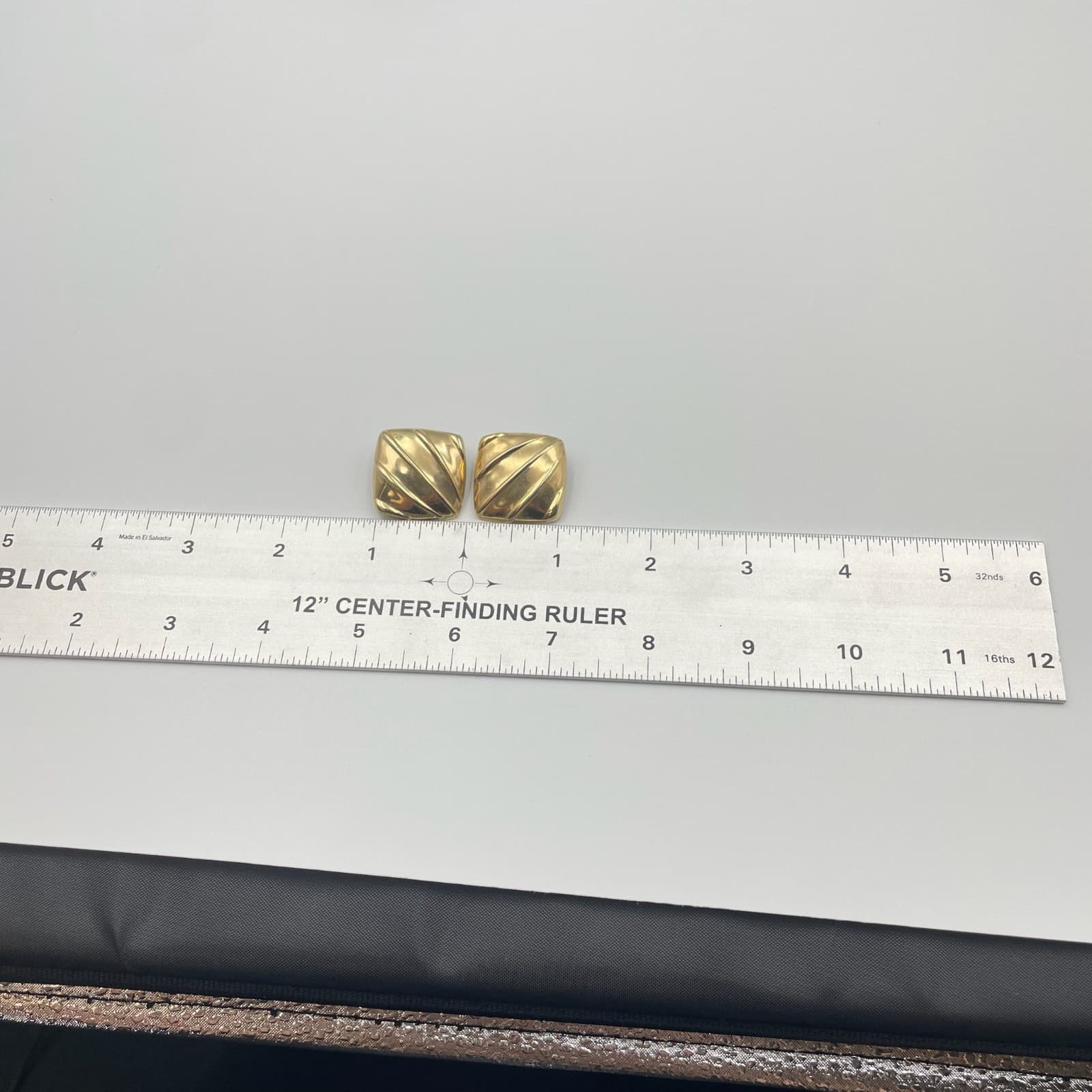 Vintage Gold Tone Domed Square Post Earrings Textured Statement Stud Screw-back - Thumbnail 4