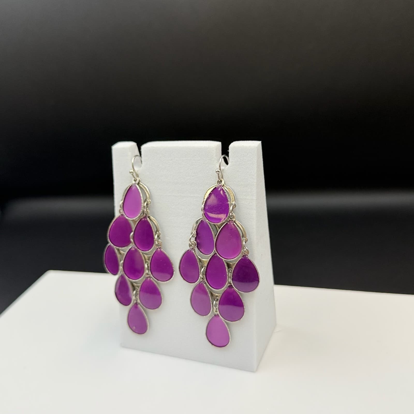 Vintage Purple Opaque Enameled Tear-Drop Retro Chandelier Pierced Earrings - Thumbnail 5