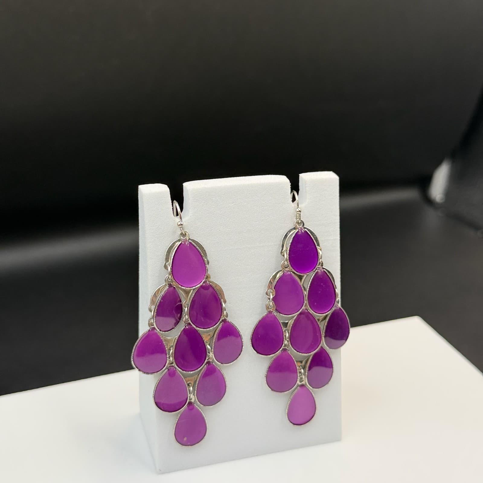 Vintage Purple Opaque Enameled Tear-Drop Retro Chandelier Pierced Earrings - Thumbnail 7