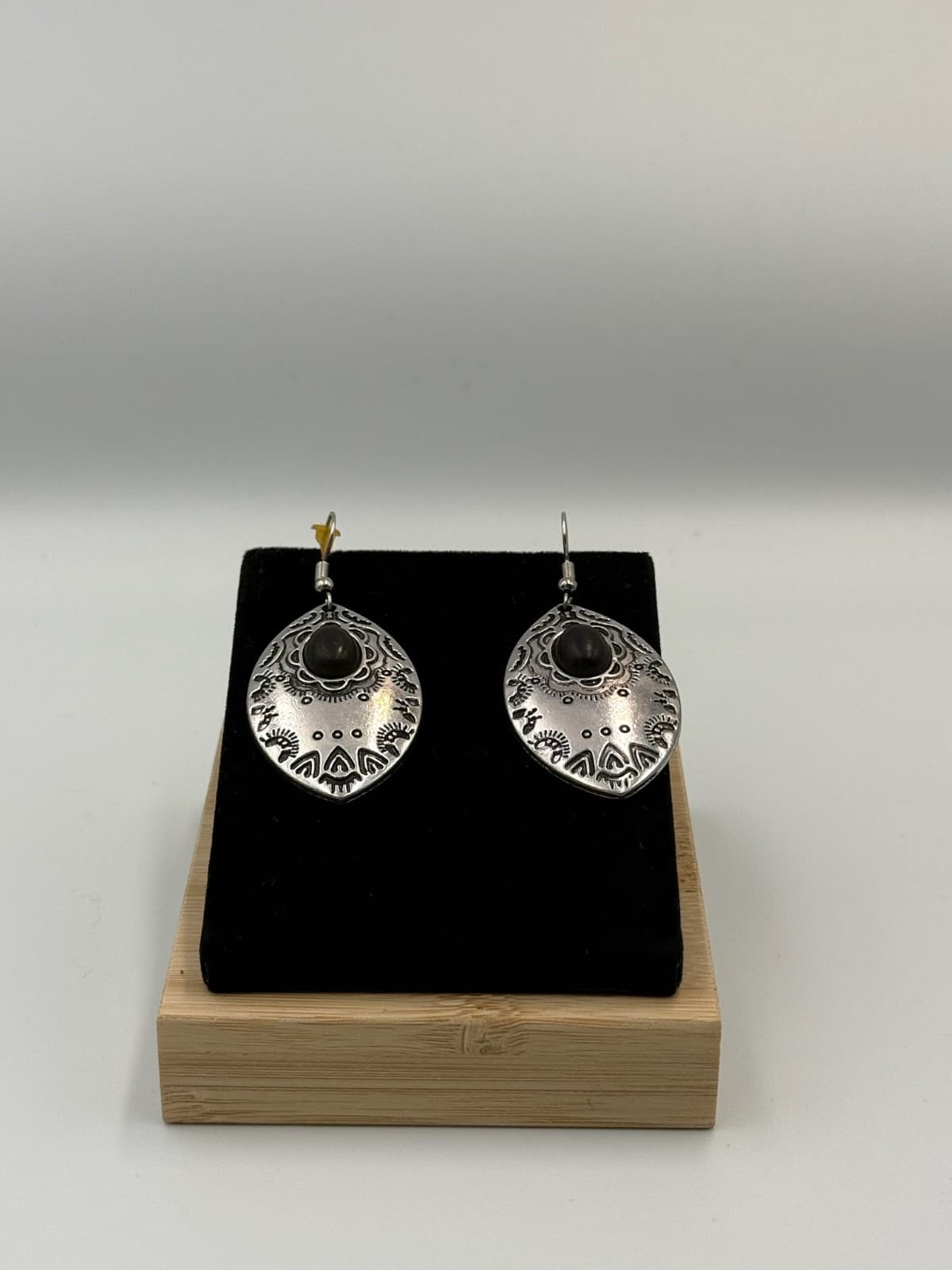 Vintage Ethnic Black Onyx Stone Silver-Toned Fashion Hook Dangle Earrings - Thumbnail 3