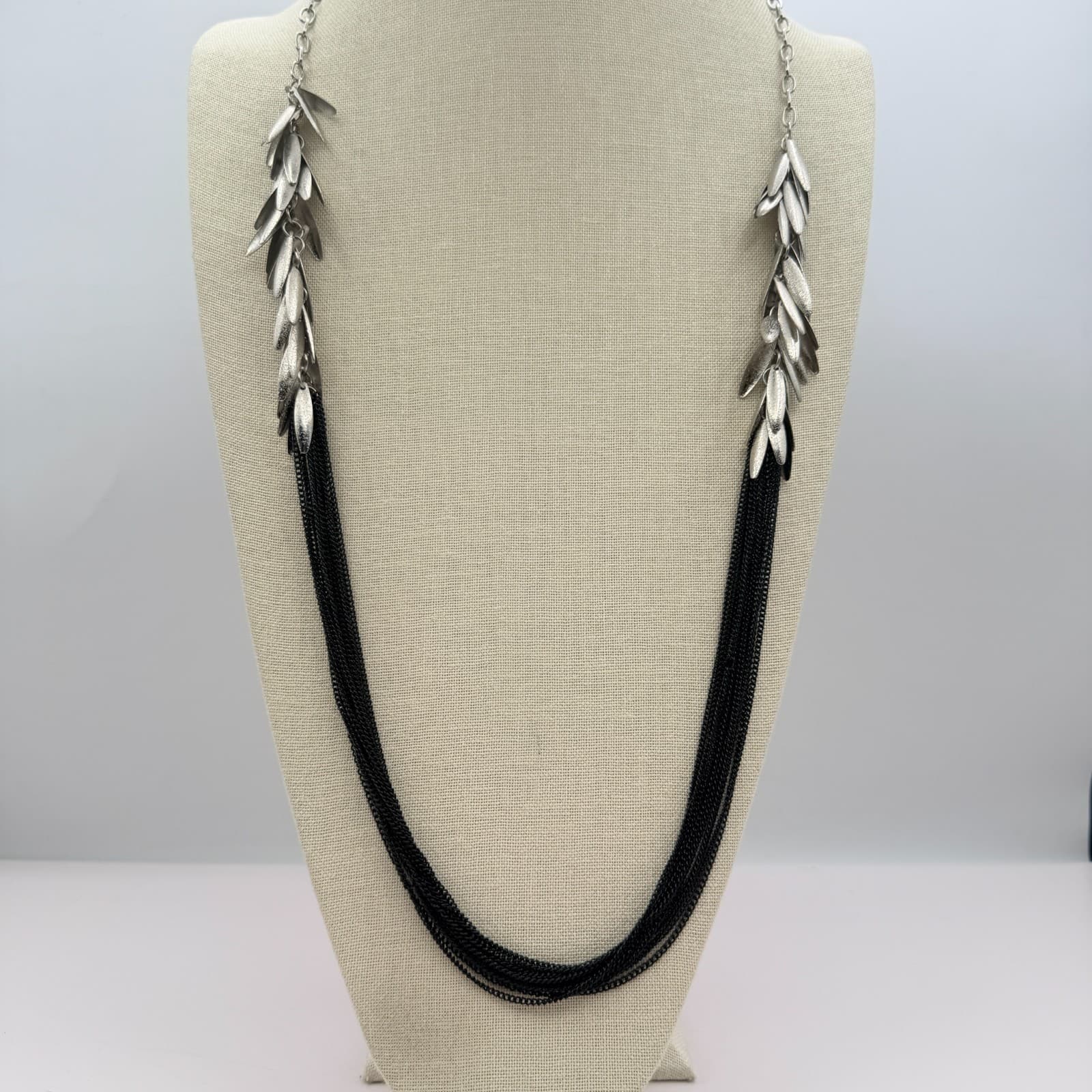 Vintage 90s Silver Tone Multi Strand Tassel Fringe Necklace Black Boho Jewelry - Thumbnail 3