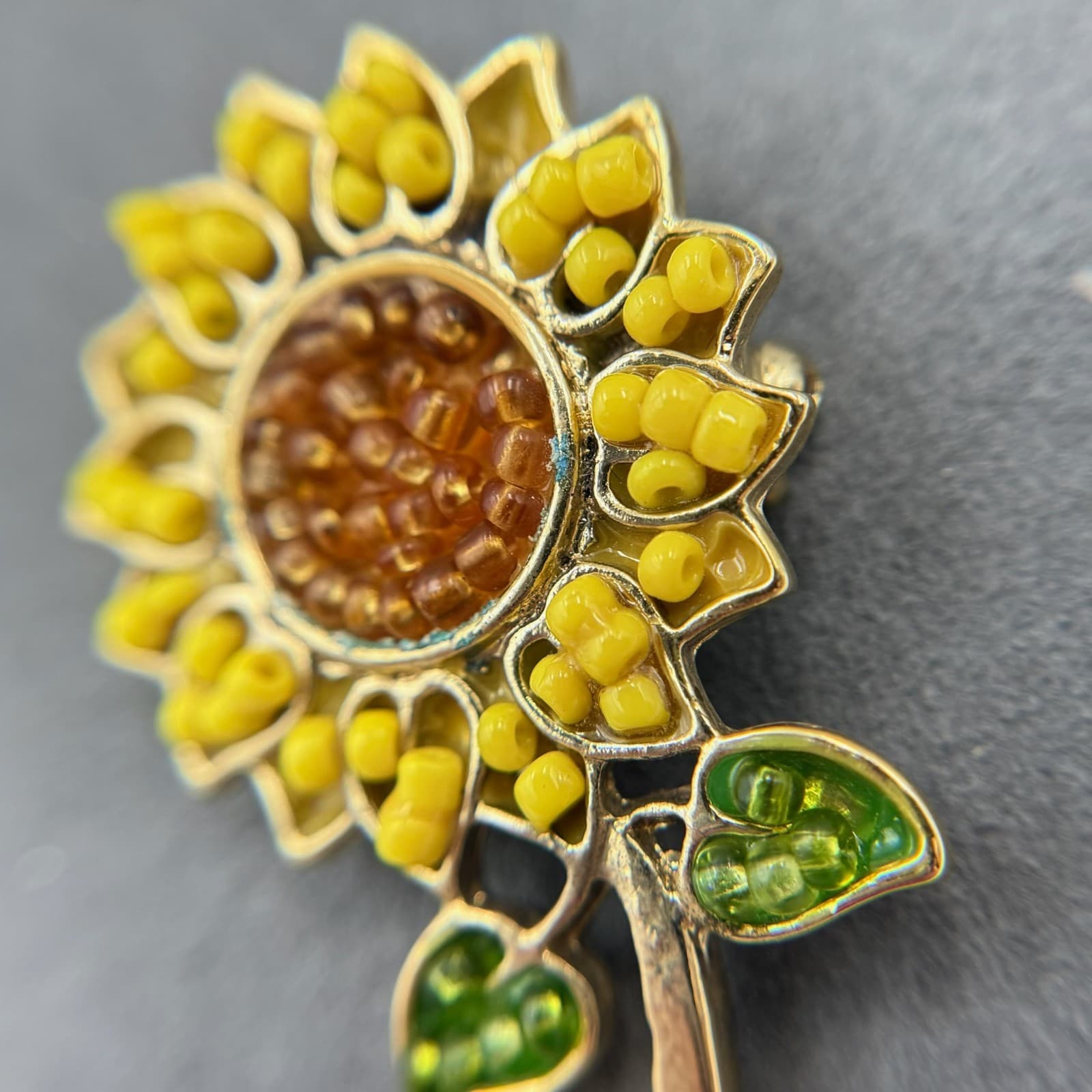 Vintage Alloy Sunflower Gold-Toned Beaded Fashion Decorative Enamel Brooch Pin - Thumbnail 6