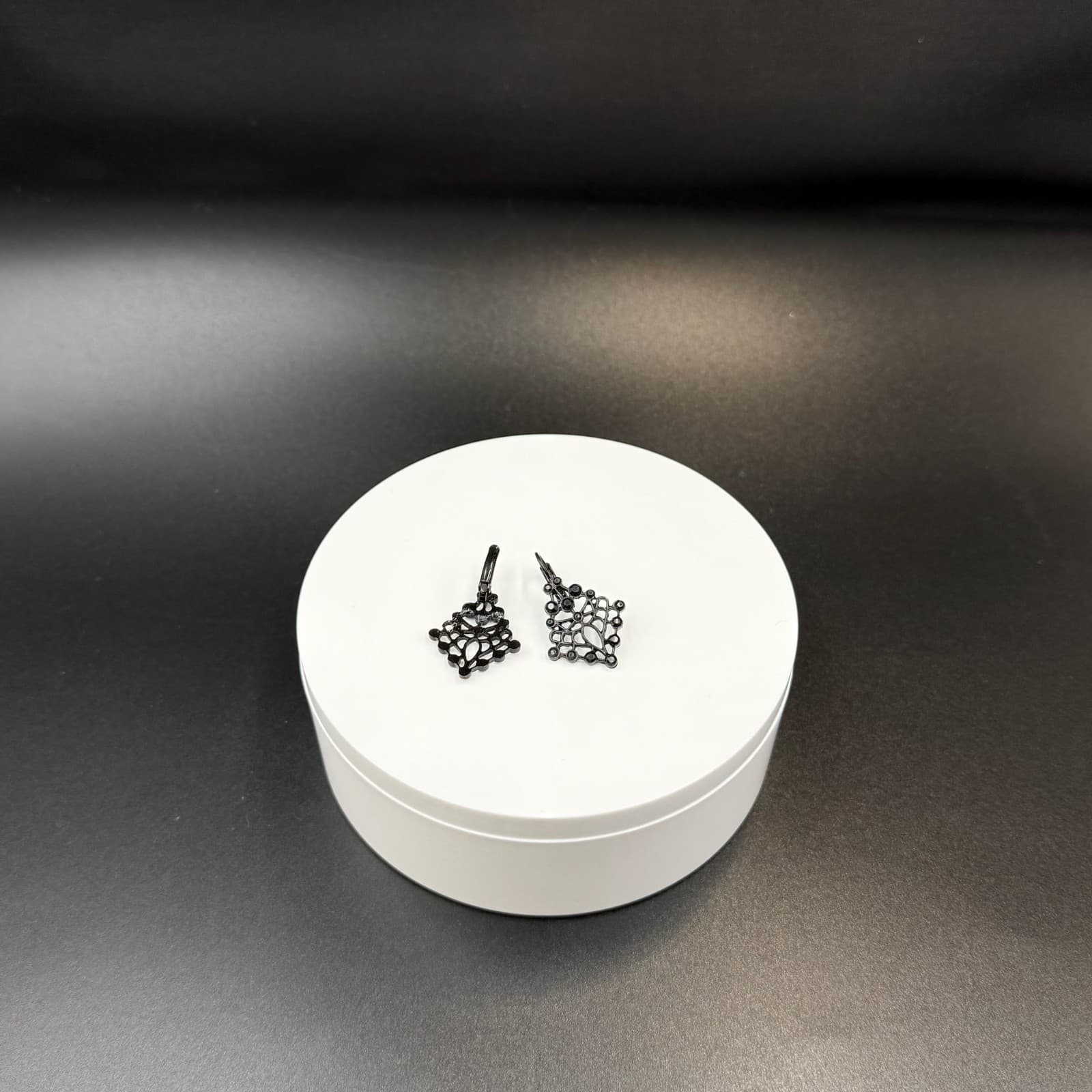 Vintage Contemporary Black Geometric Fashion Deco Style Dangle Post Filigree - Thumbnail 12