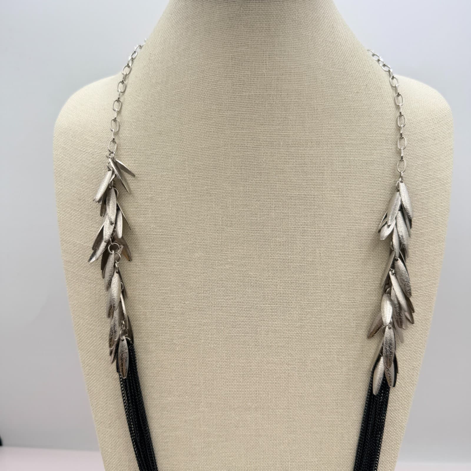 Vintage 90s Silver Tone Multi Strand Tassel Fringe Necklace Black Boho Jewelry - Thumbnail 8