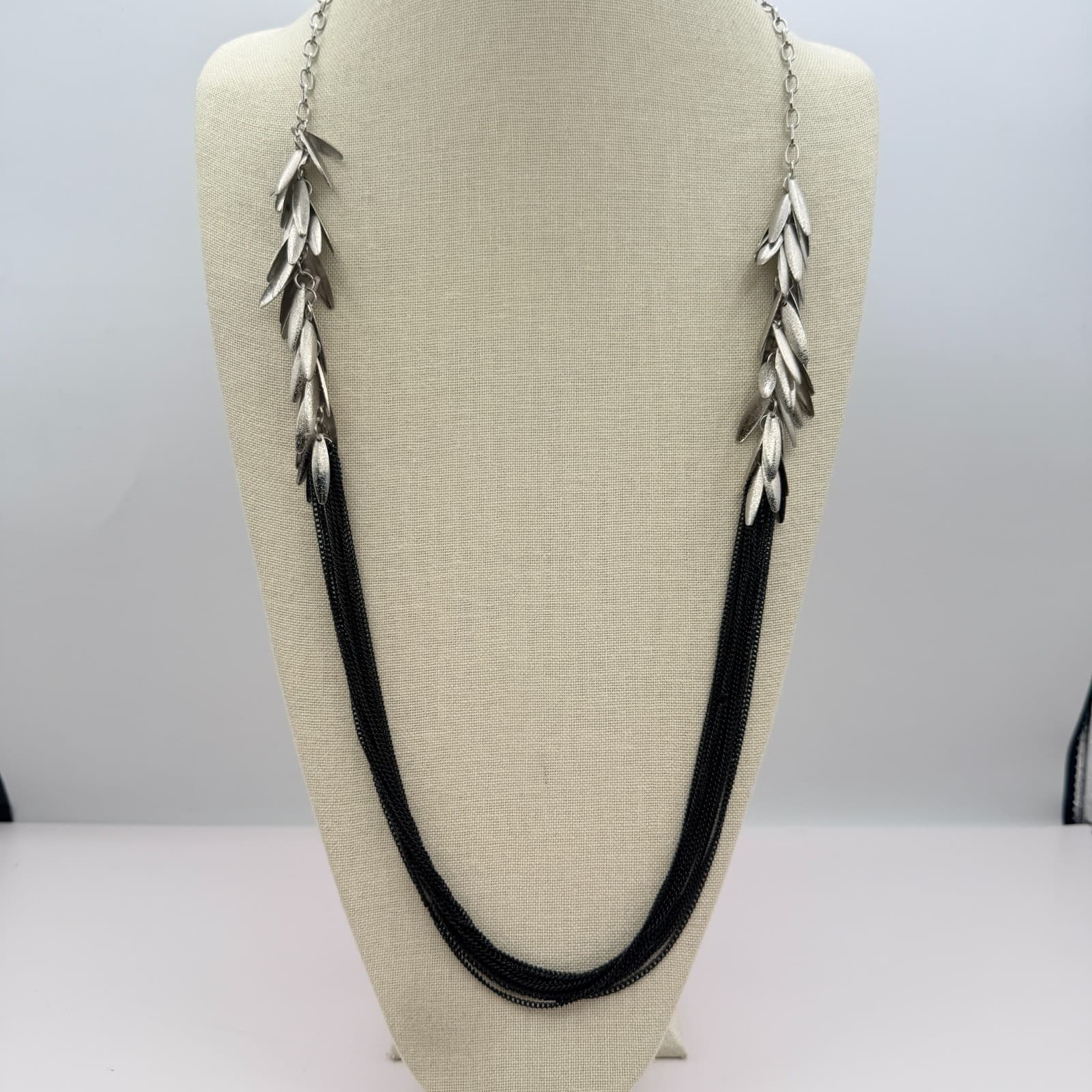 Vintage 90s Silver Tone Multi Strand Tassel Fringe Necklace Black Boho Jewelry - Thumbnail 4
