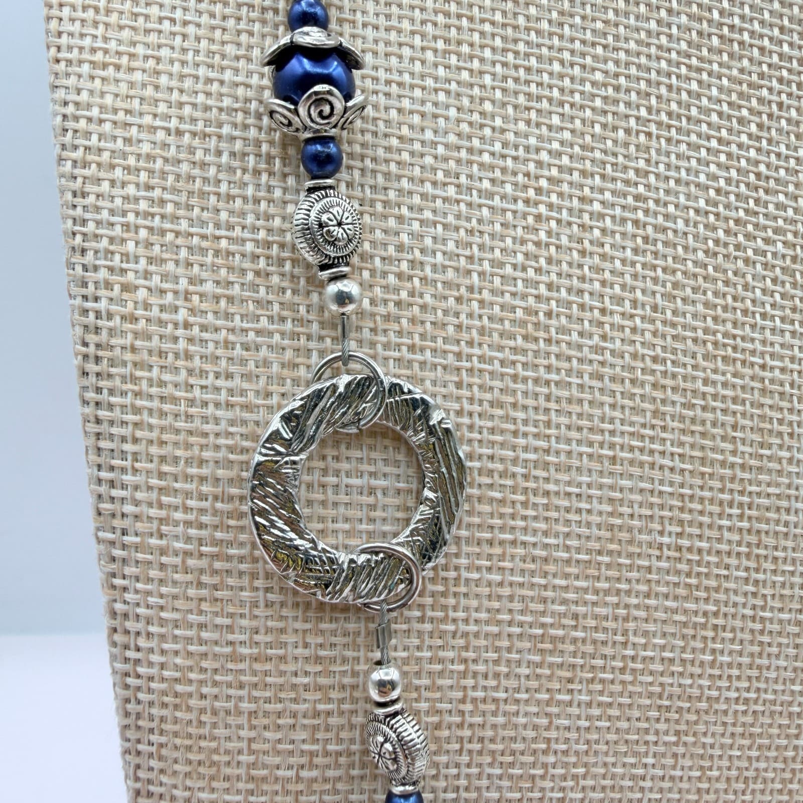 Vintage 90s Silver Tone Blue Pearl Station Circle Link Necklace Boho Fashion - Thumbnail 4