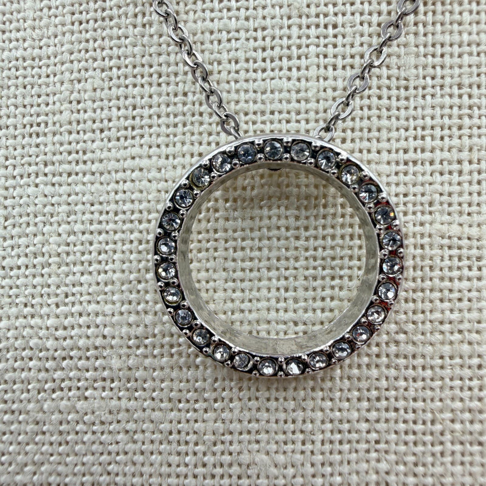 Vintage Y2K Silver Tone Clear Rhinestone Circle Pendant Necklace Women's Jewelry - Image 1