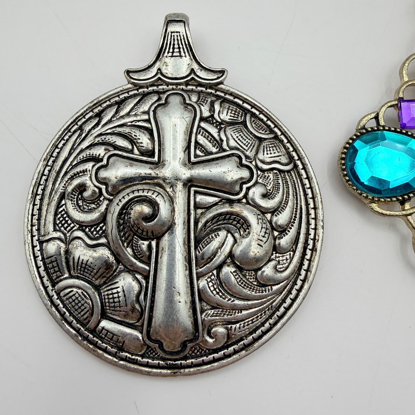 Vintage Y2K Cross Filigree Pendant Lot Boho Women's Classic Religious Jewelry - Thumbnail 5