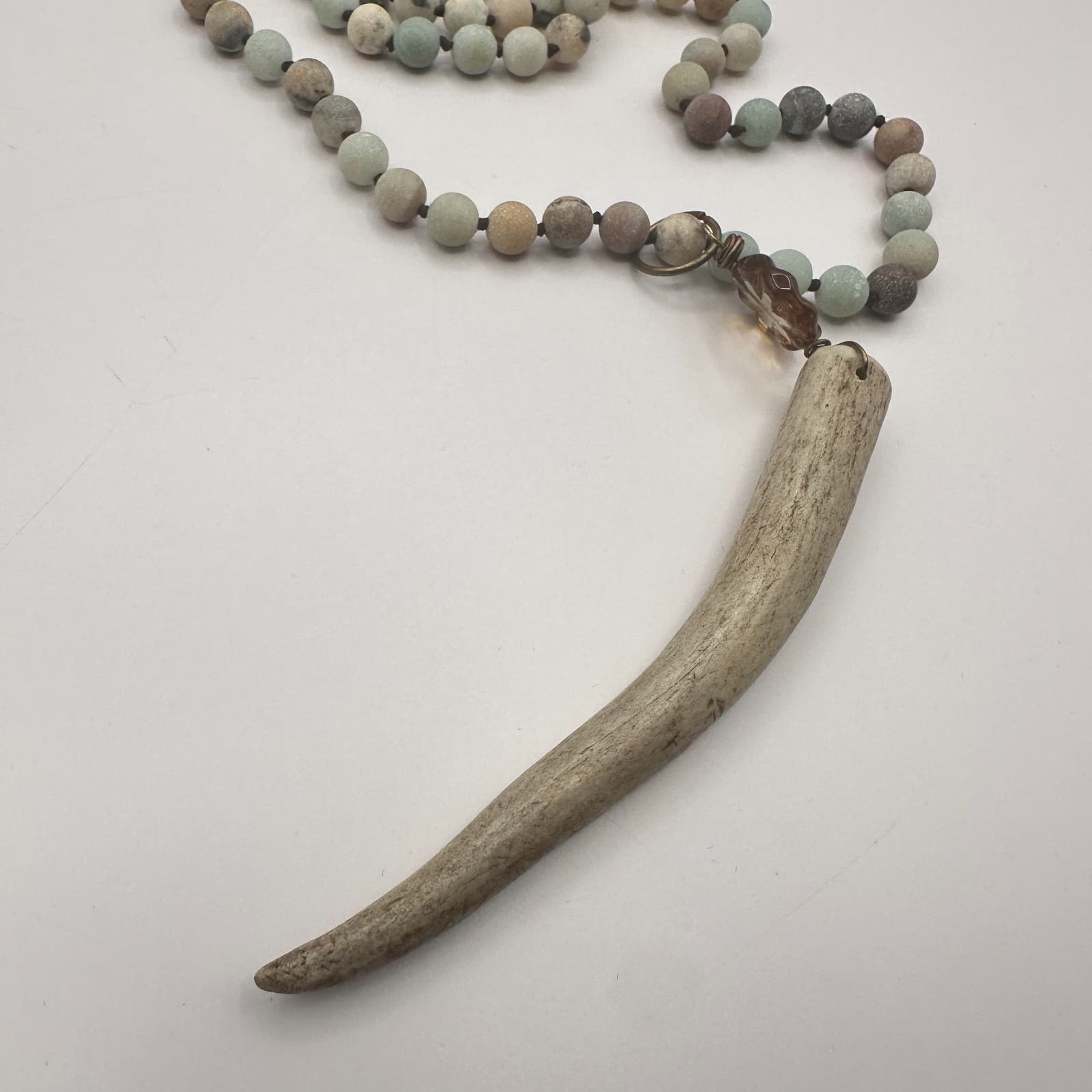 Vintage 80s Deer Antler Tine Knotted Necklace Amazonite Mala Pendant Jewelry - Thumbnail 2