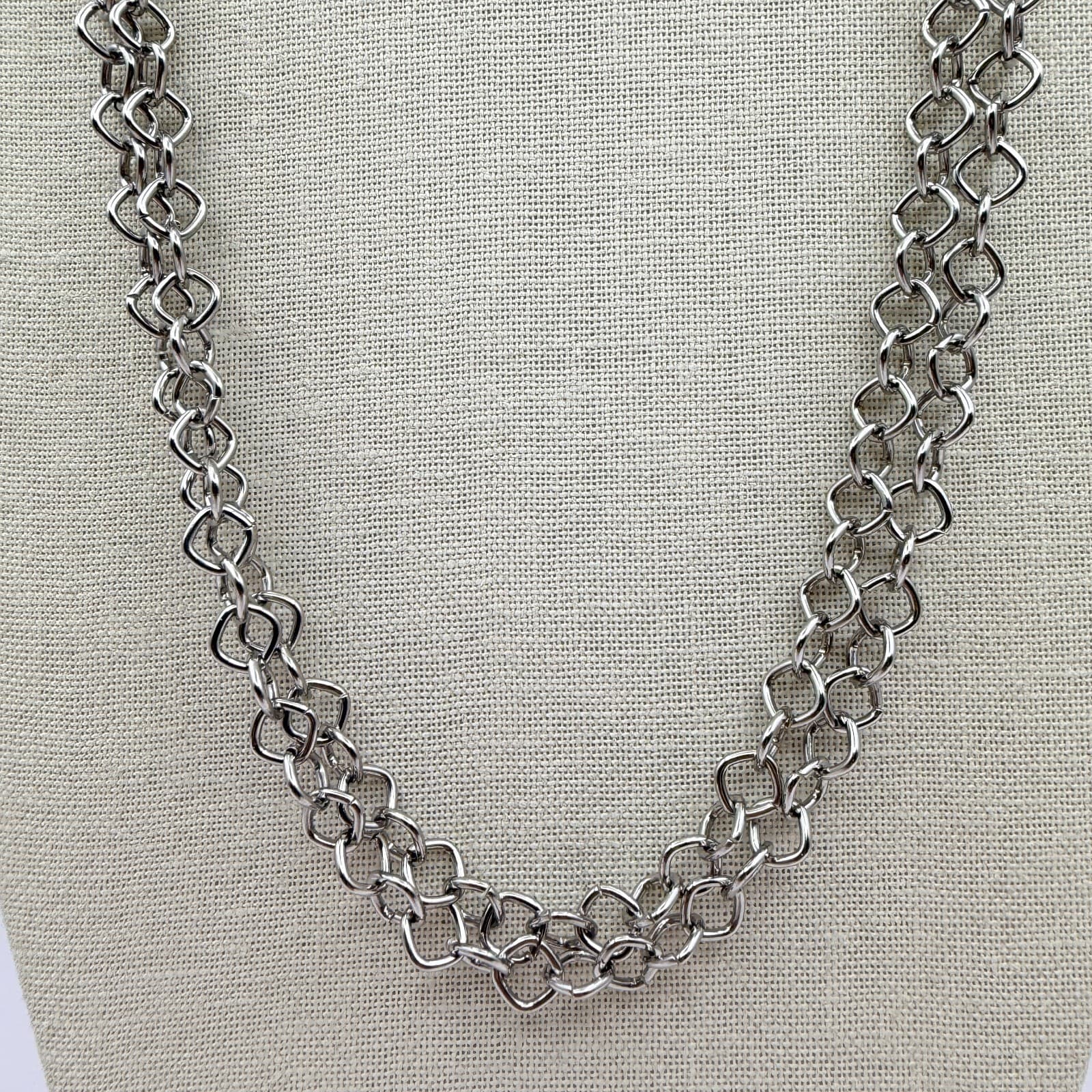 Vintage 90s Silver Tone Double Layer Link Chain Necklace Retro Fashion Jewelry - Thumbnail 3