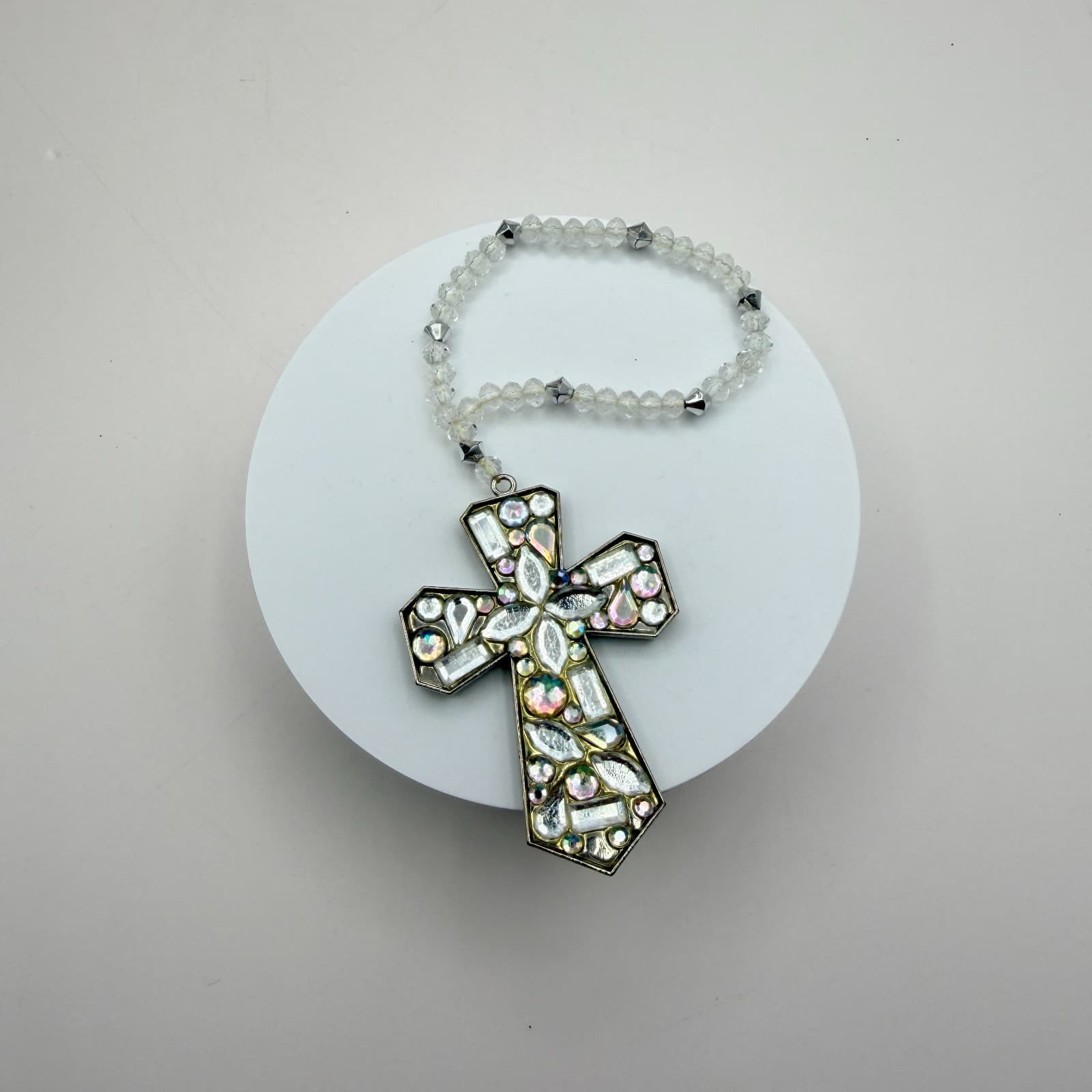 Vintage 80s Silver Tone Rhinestone Cross Charm bracelet Clear Beaded Jewelry - Thumbnail 7