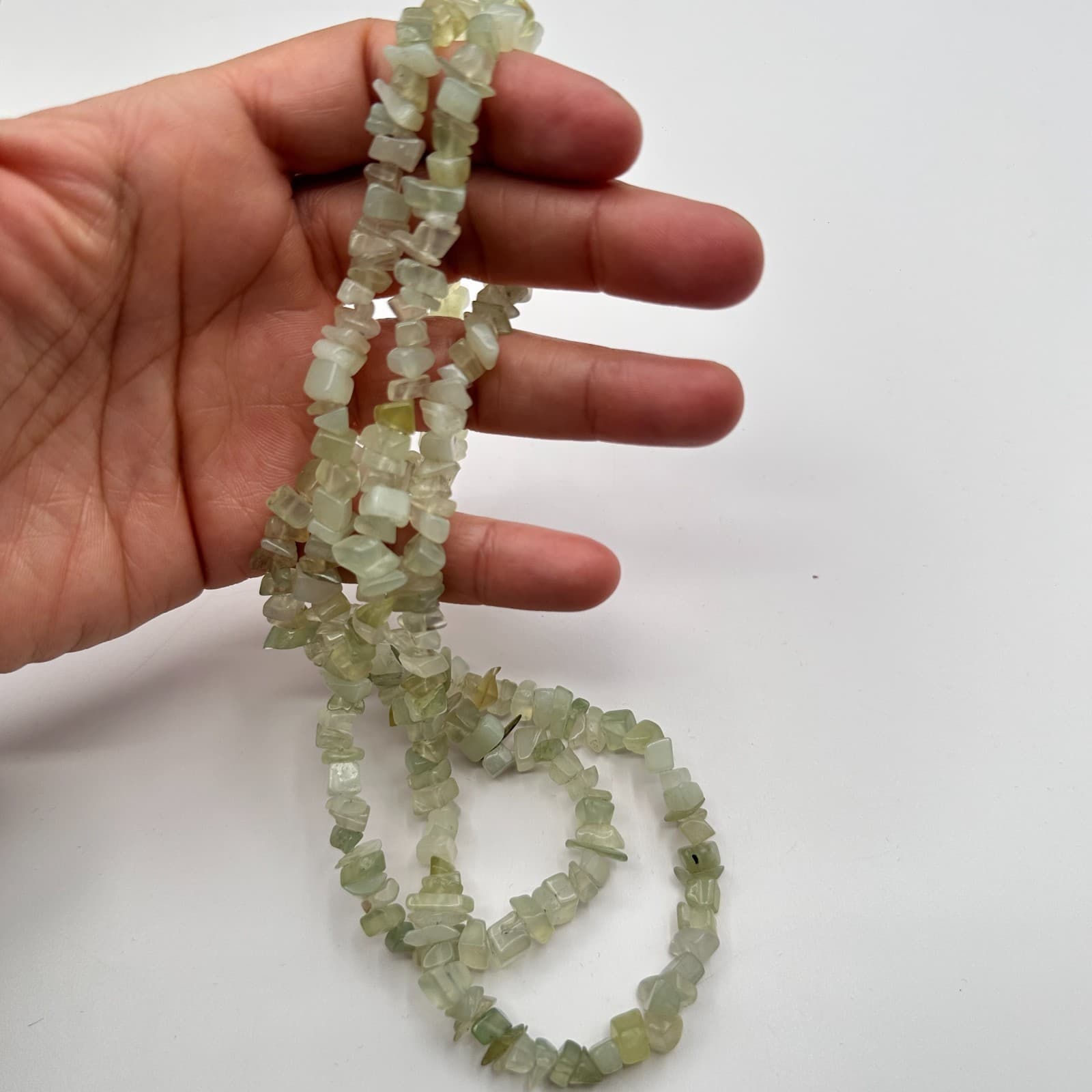 Vintage 80s Prehnite Gemstone Chip Beaded Necklace Healing Sage Green Jewelry - Thumbnail 7