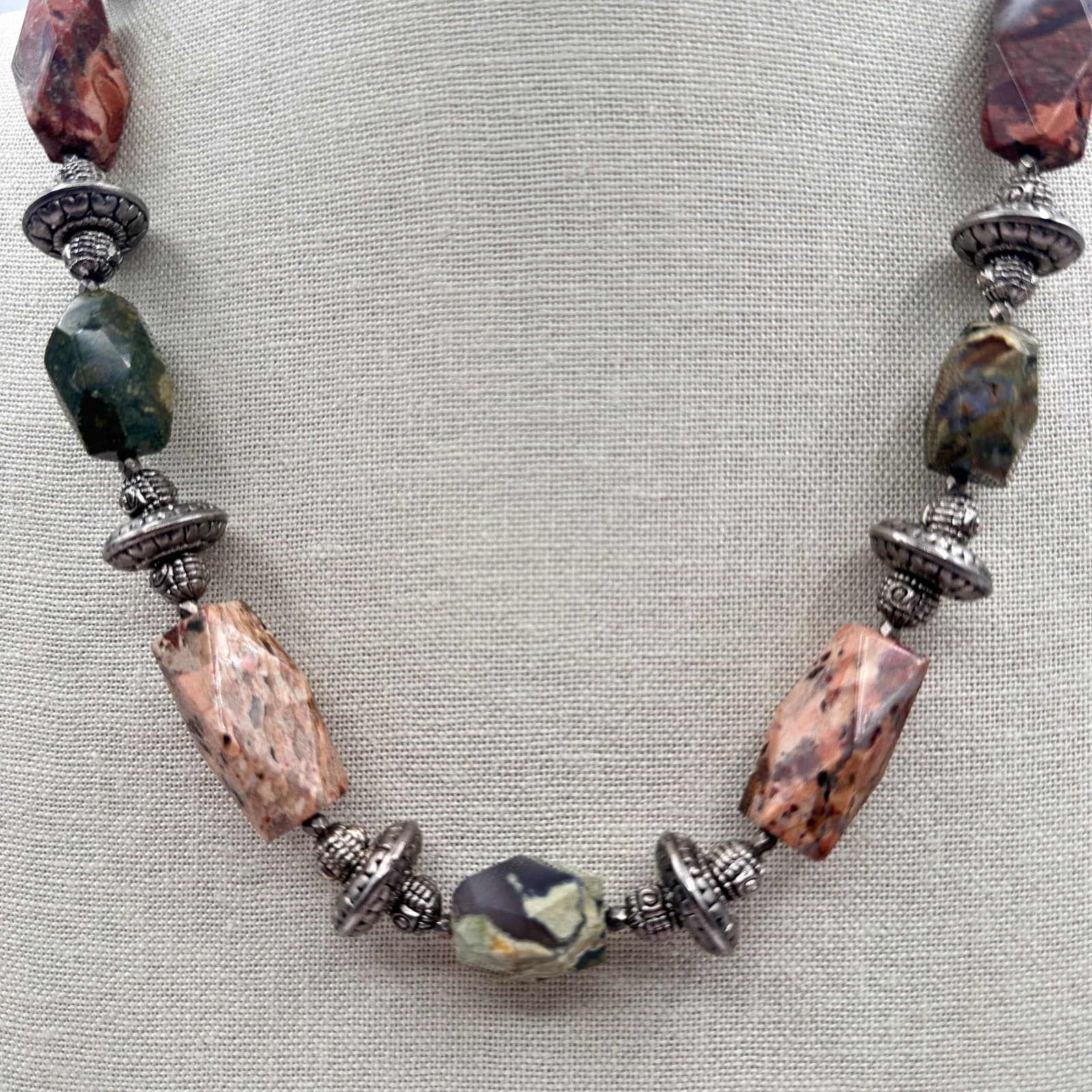 Vintage 80s Leopard Skin Jasper Beaded Statement Necklace Silver Tone Jewelry - Thumbnail 2