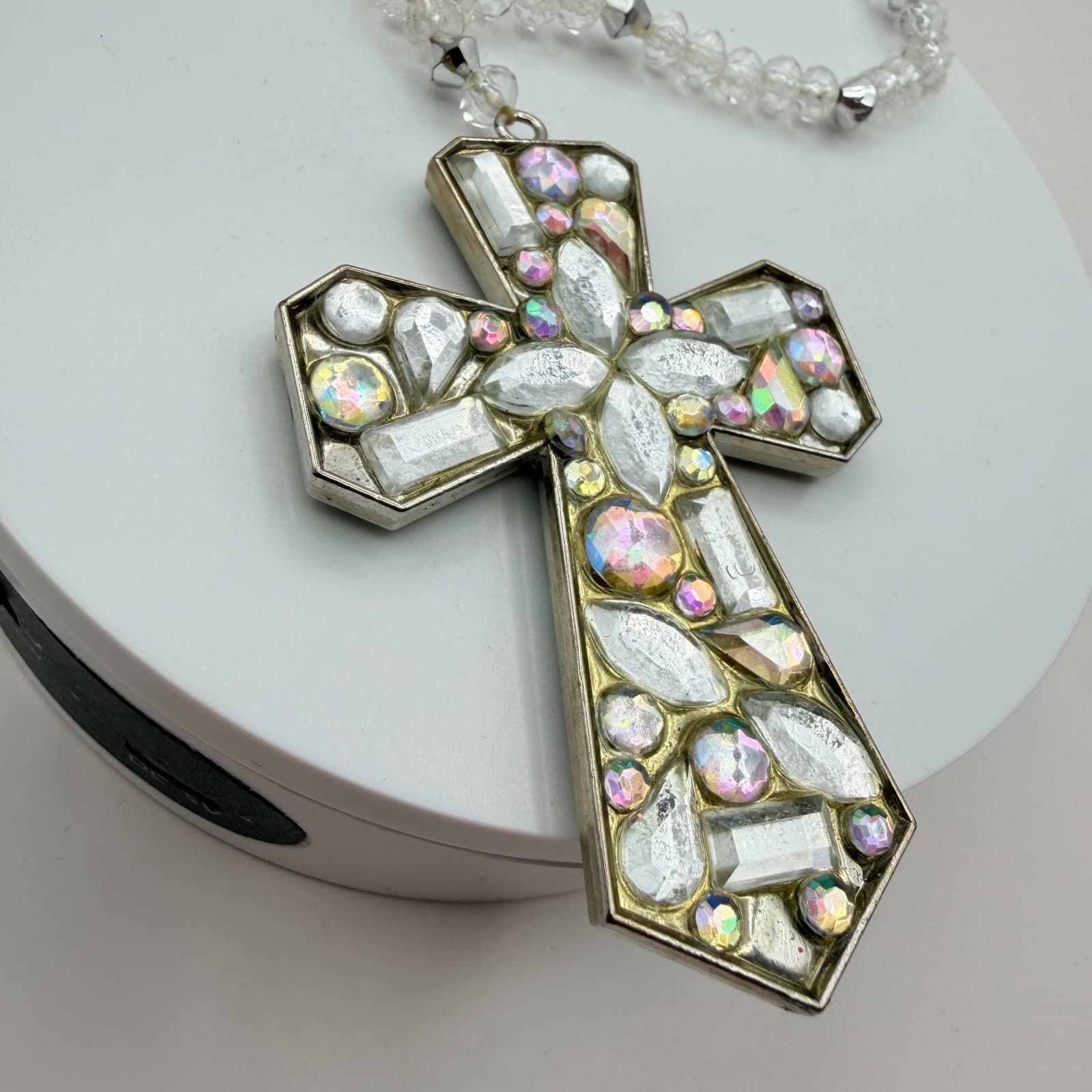 Vintage 80s Silver Tone Rhinestone Cross Charm bracelet Clear Beaded Jewelry - Thumbnail 6