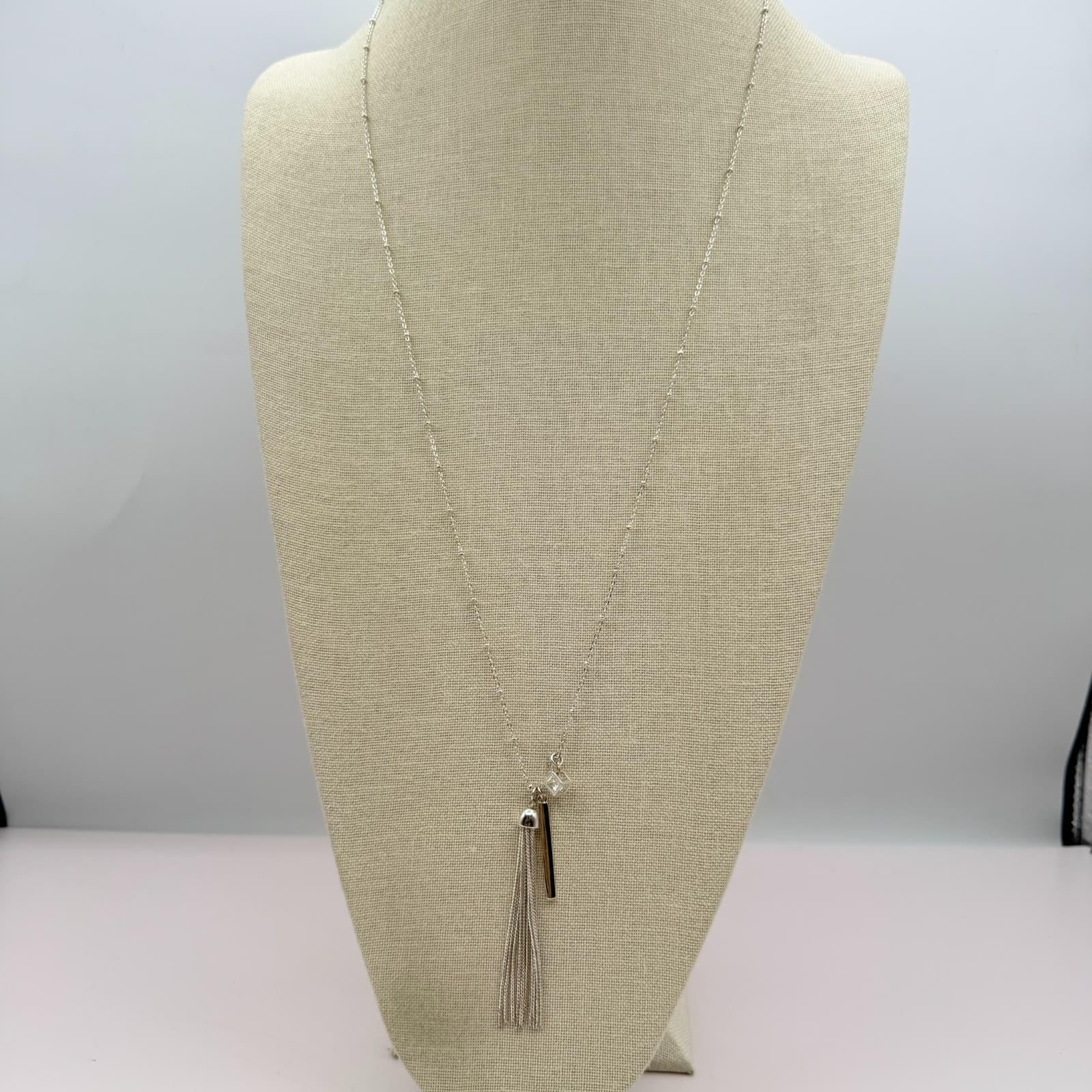 Vintage 90s SilverTone Tassel Bar Cube Glass Pendant Long Station Chain Necklace - Thumbnail 7