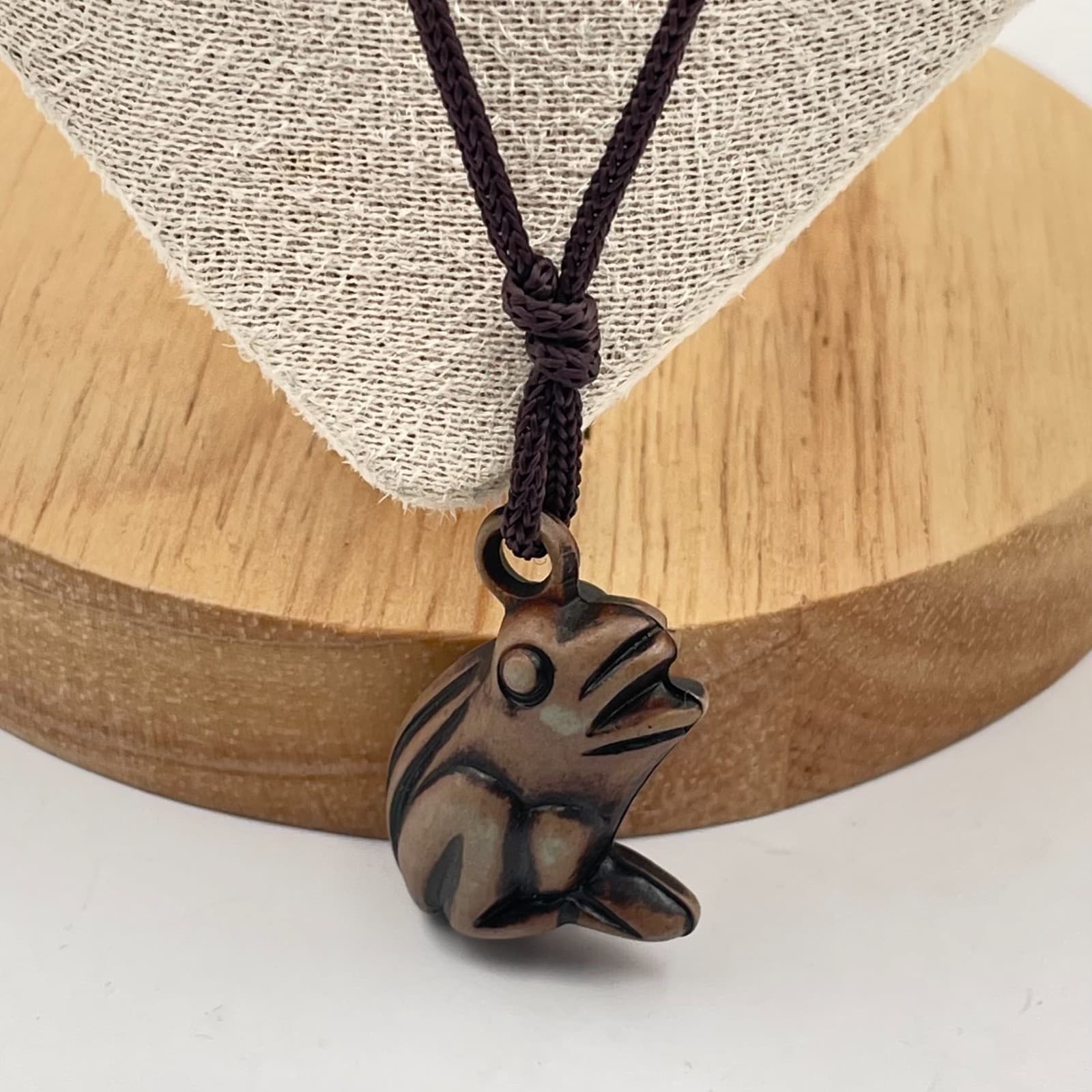 Vintage Bronze Frog Pendant Necklace Brown Braided Silk Cord Boho Cottagecore - Thumbnail 6