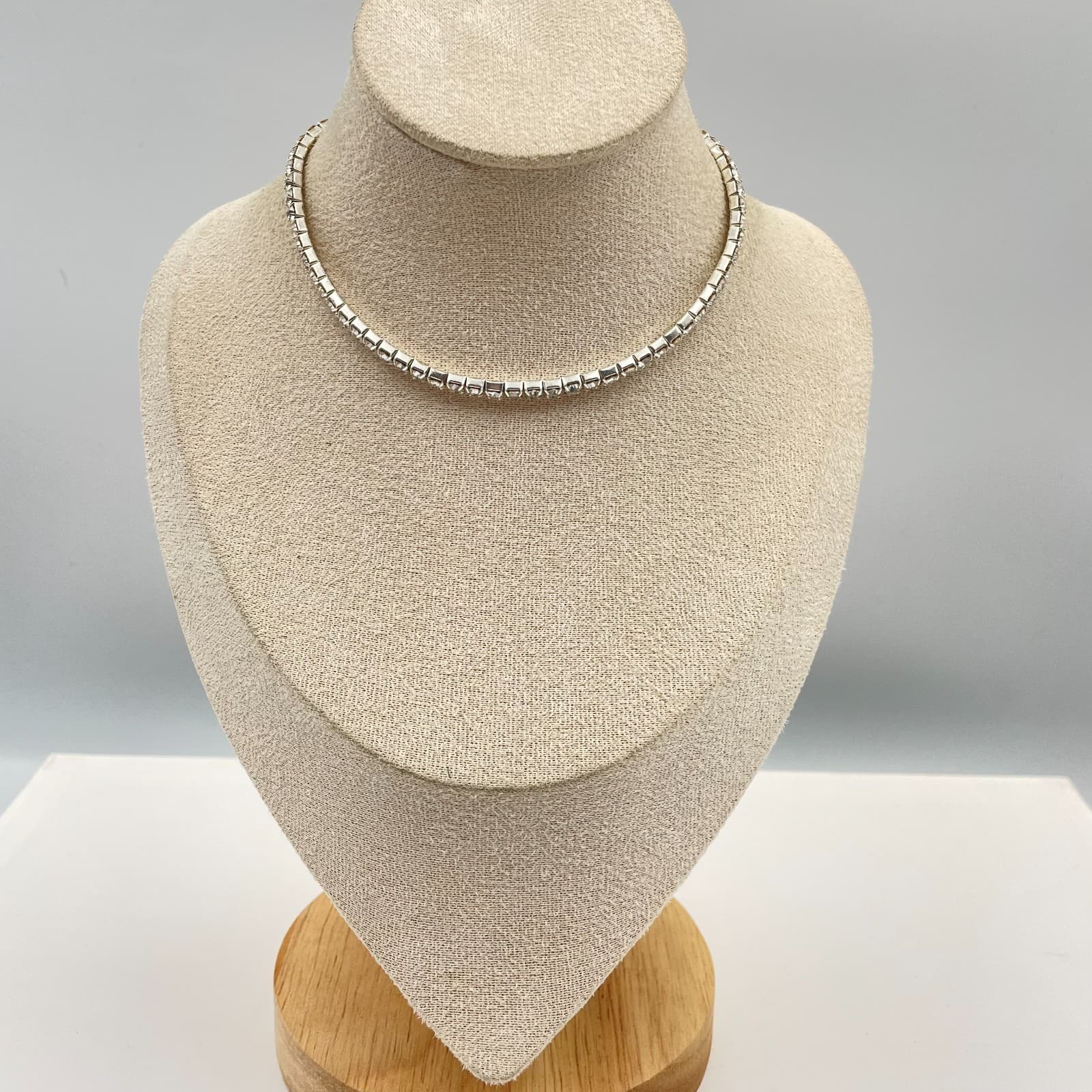 Vintage Claire's Bridal Tennis Choker Necklace Silver Tone Rhinestone Adjustable - Thumbnail 4