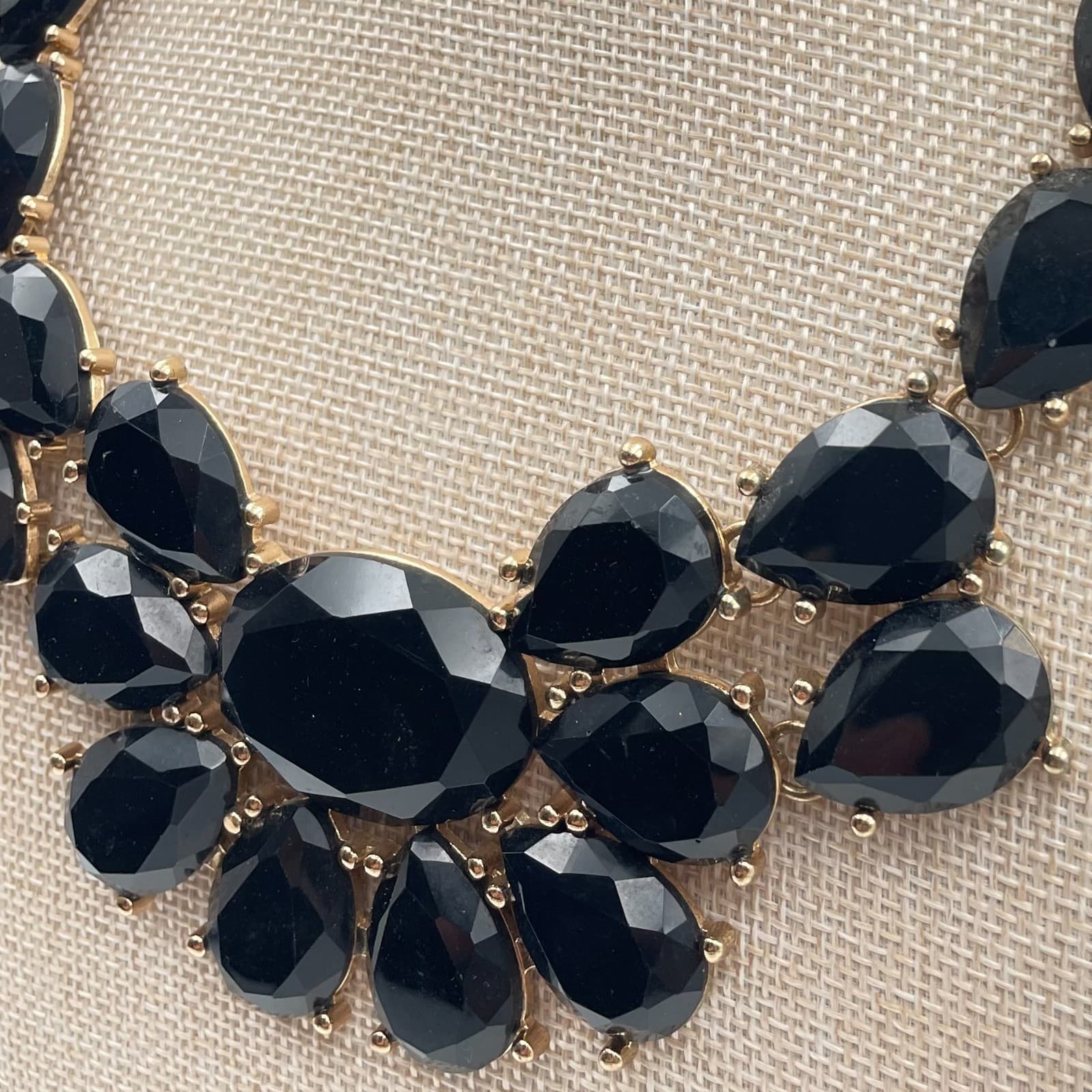 Vtg Statement Necklace Black Gold Tone Bib Fringe Chunky Teardrop Cluster Boho - Thumbnail 2