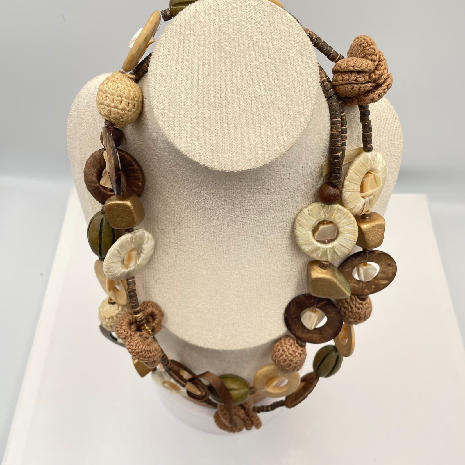 Vintage 90s Chunky Shell Knit Double Strand Wooden Beaded Necklace Jewelry - Thumbnail 2