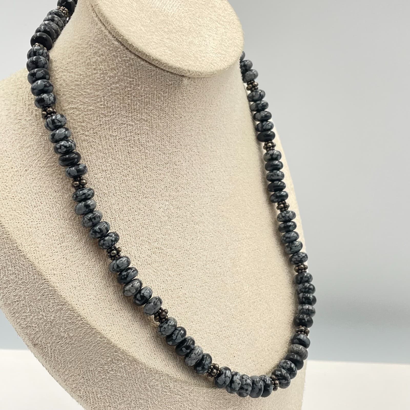 Vintage Snowflake Obsidian Necklace Women 16" Black Grey Excellent Beaded Toggle - Thumbnail 5