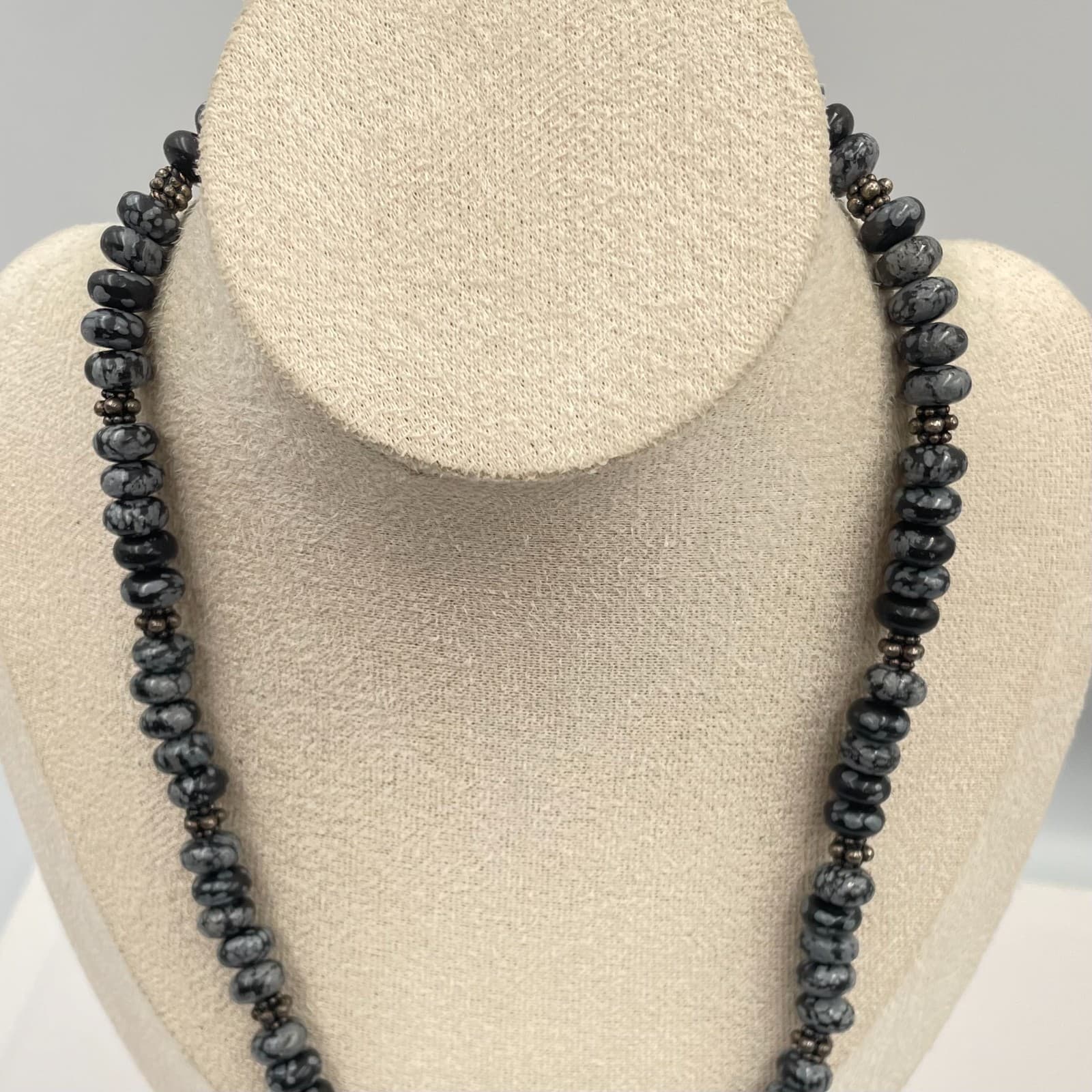 Vintage Snowflake Obsidian Necklace Women 16" Black Grey Excellent Beaded Toggle - Thumbnail 2