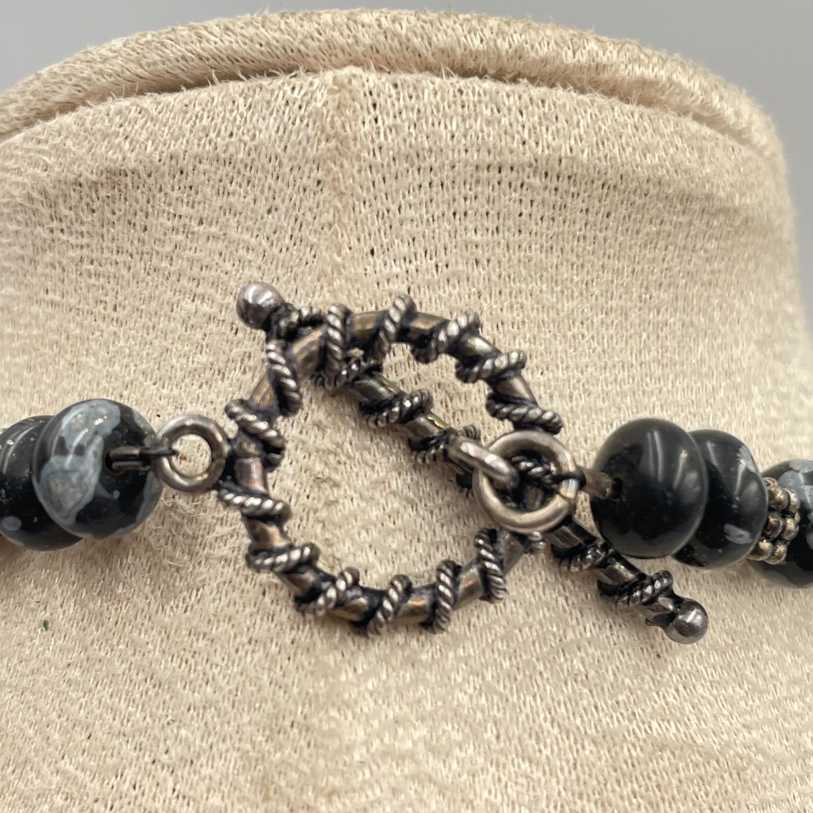 Vintage Snowflake Obsidian Necklace Women 16" Black Grey Excellent Beaded Toggle - Thumbnail 7