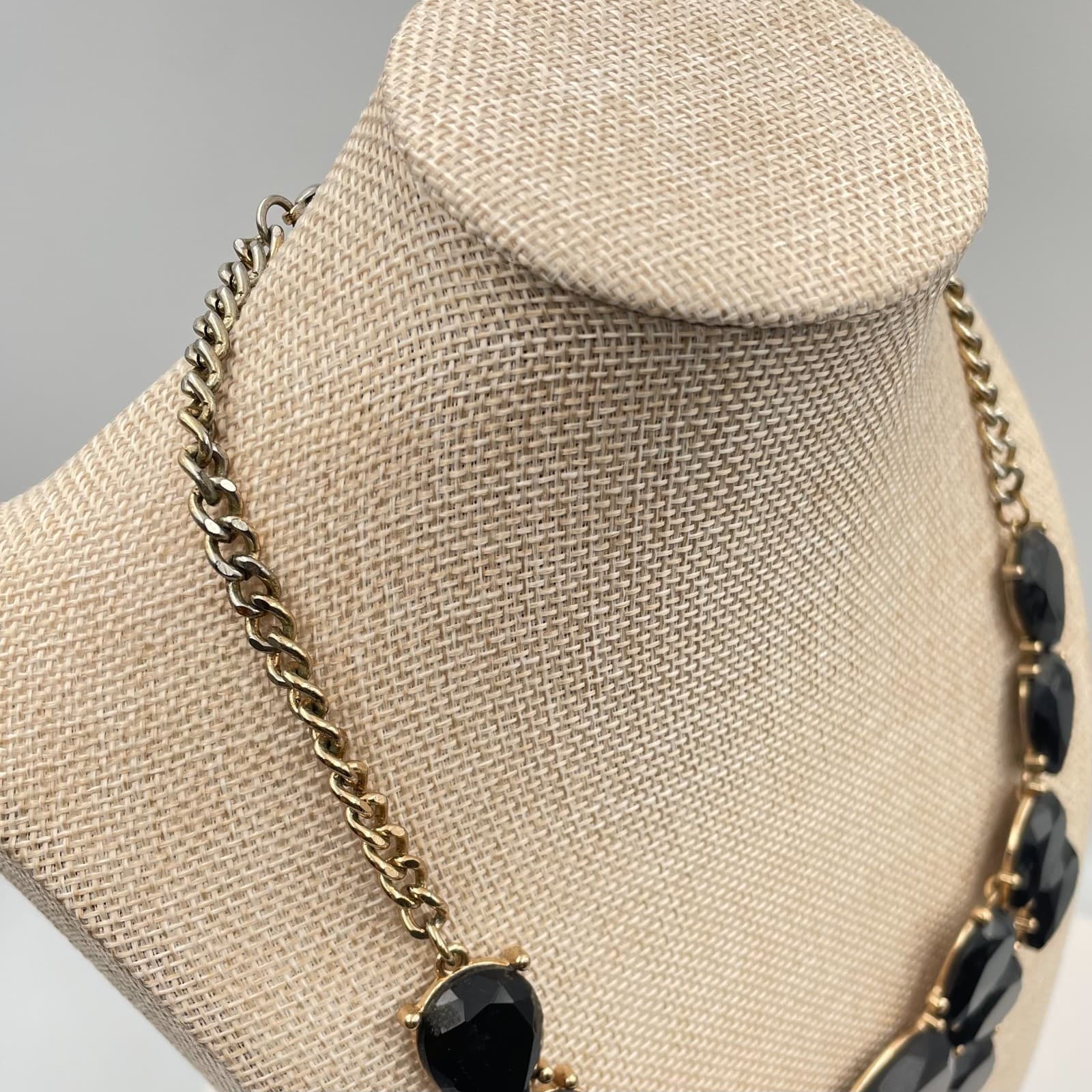 Vtg Statement Necklace Black Gold Tone Bib Fringe Chunky Teardrop Cluster Boho - Thumbnail 3