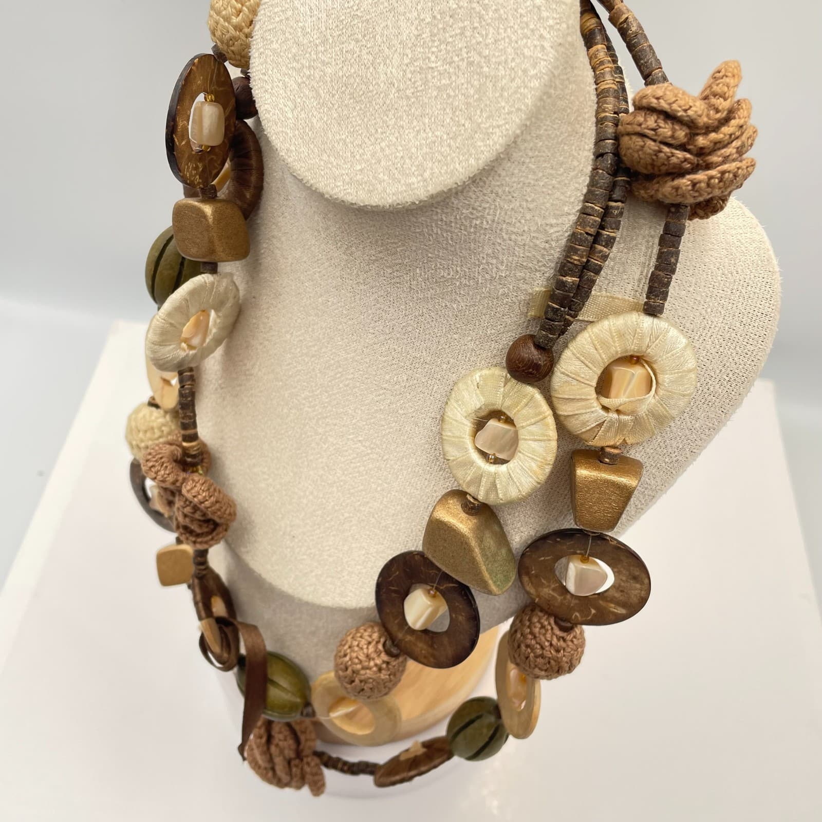 Vintage 90s Chunky Shell Knit Double Strand Wooden Beaded Necklace Jewelry - Thumbnail 5