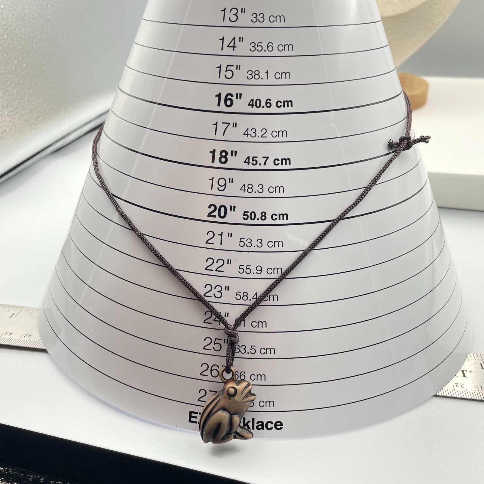 Vintage Bronze Frog Pendant Necklace Brown Braided Silk Cord Boho Cottagecore - Thumbnail 8