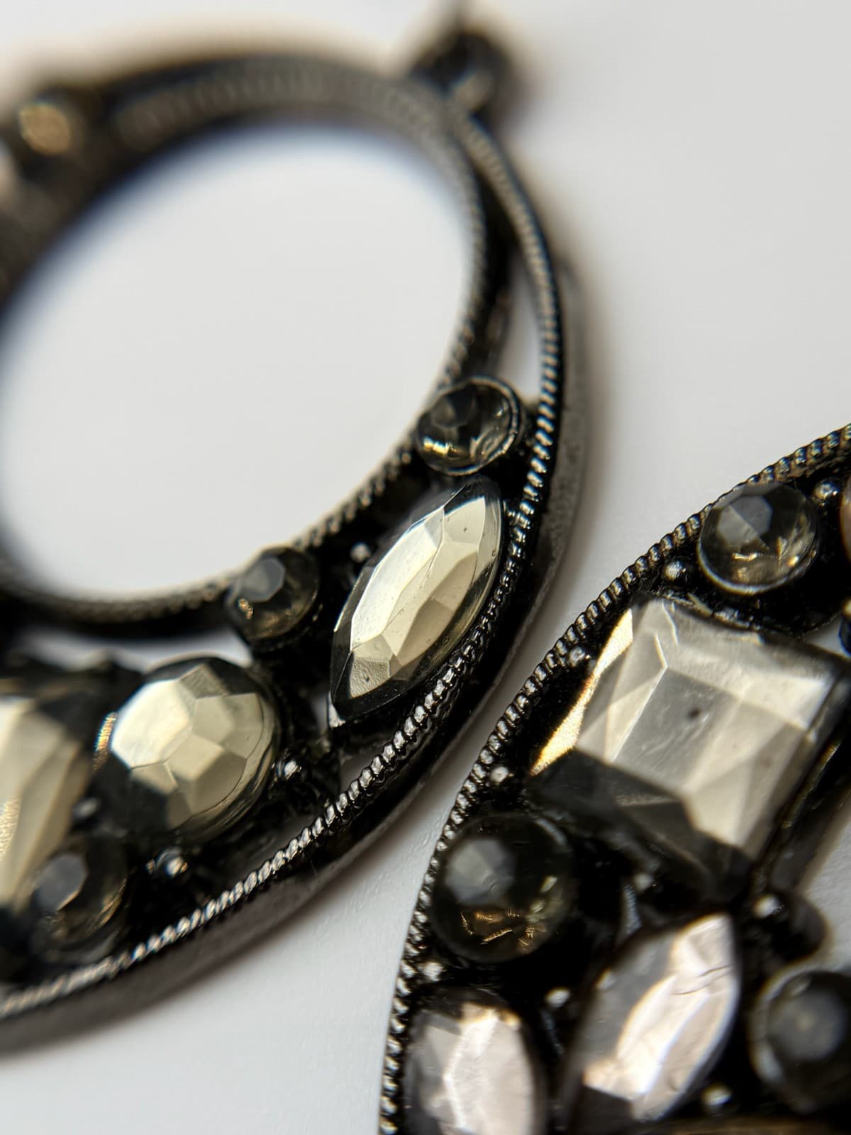 Vintage Gray Black Stones Silver-Toned Fashion Retro Drop Hoop Hook Earrings - Thumbnail 10