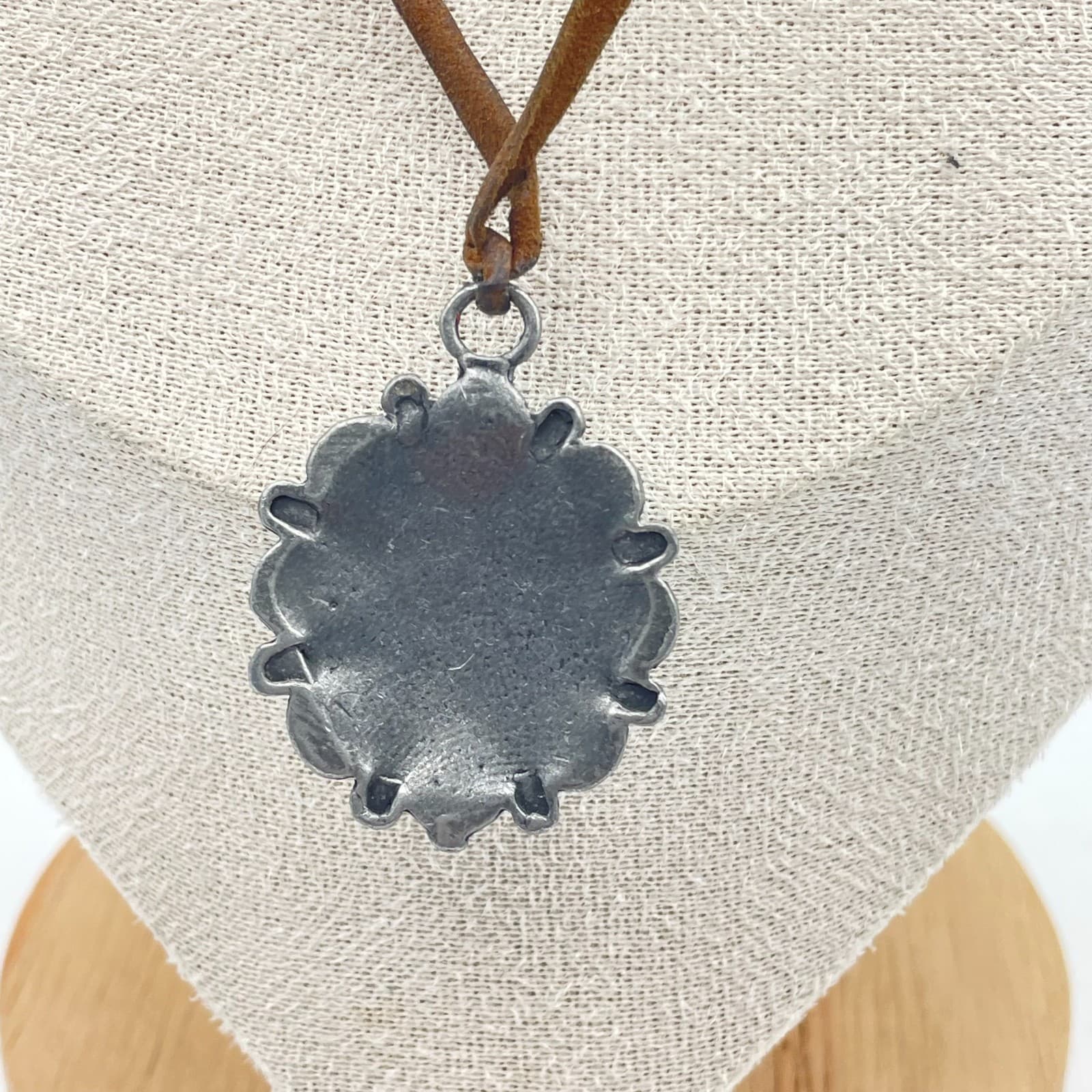 Vintage 90s Turquoise Glass Flower Pendant Brown Cord Necklace Boho Southwestern - Thumbnail 3