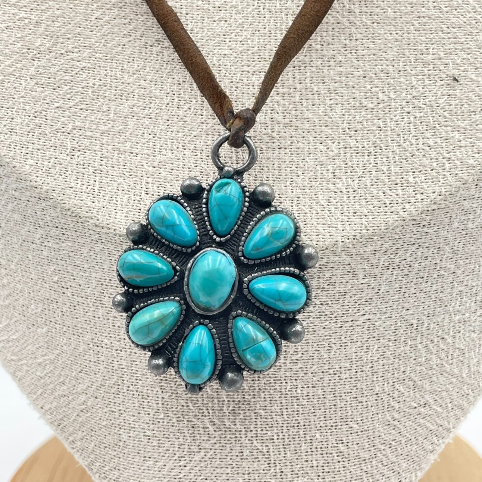 Vintage 90s Turquoise Glass Flower Pendant Brown Cord Necklace Boho Southwestern - Thumbnail 2