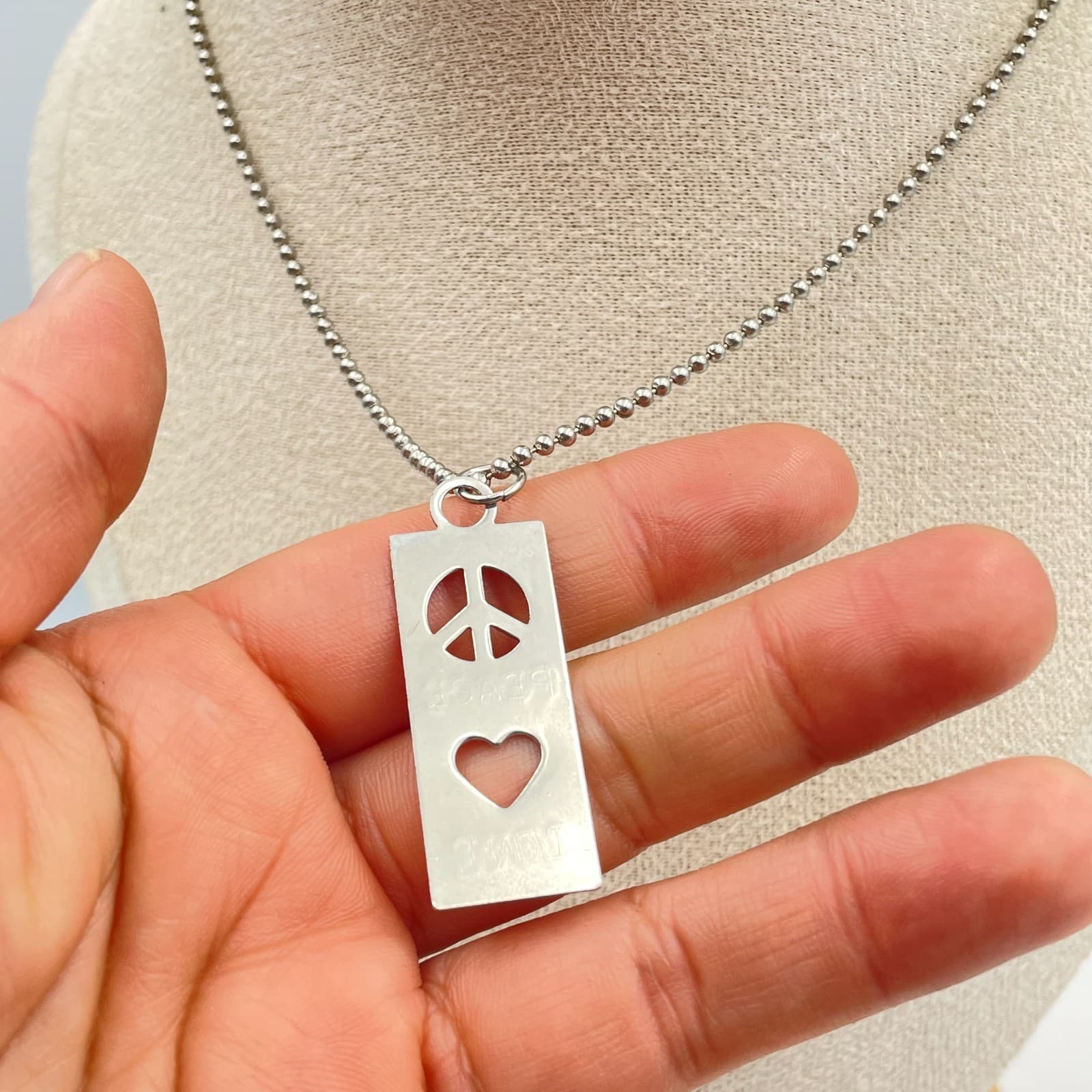 Vintage Peace Love Necklace Silver Tone Ball Bead Chain Rectangular Pendant - Thumbnail 4