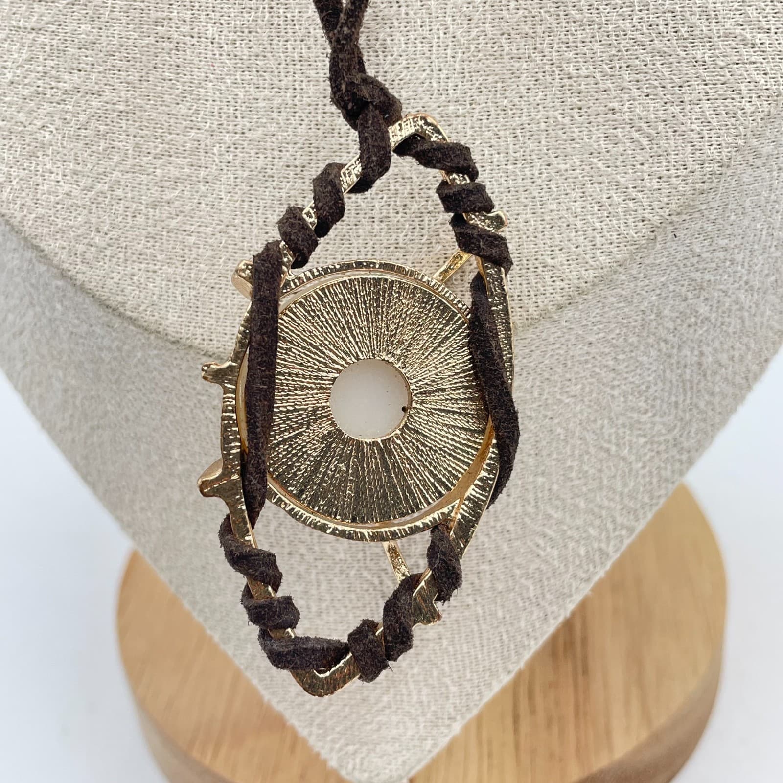 Vtg Boho Gold Tone White Moonstone Pendant Brown Faux Suede Cord Wrap Necklace - Thumbnail 4