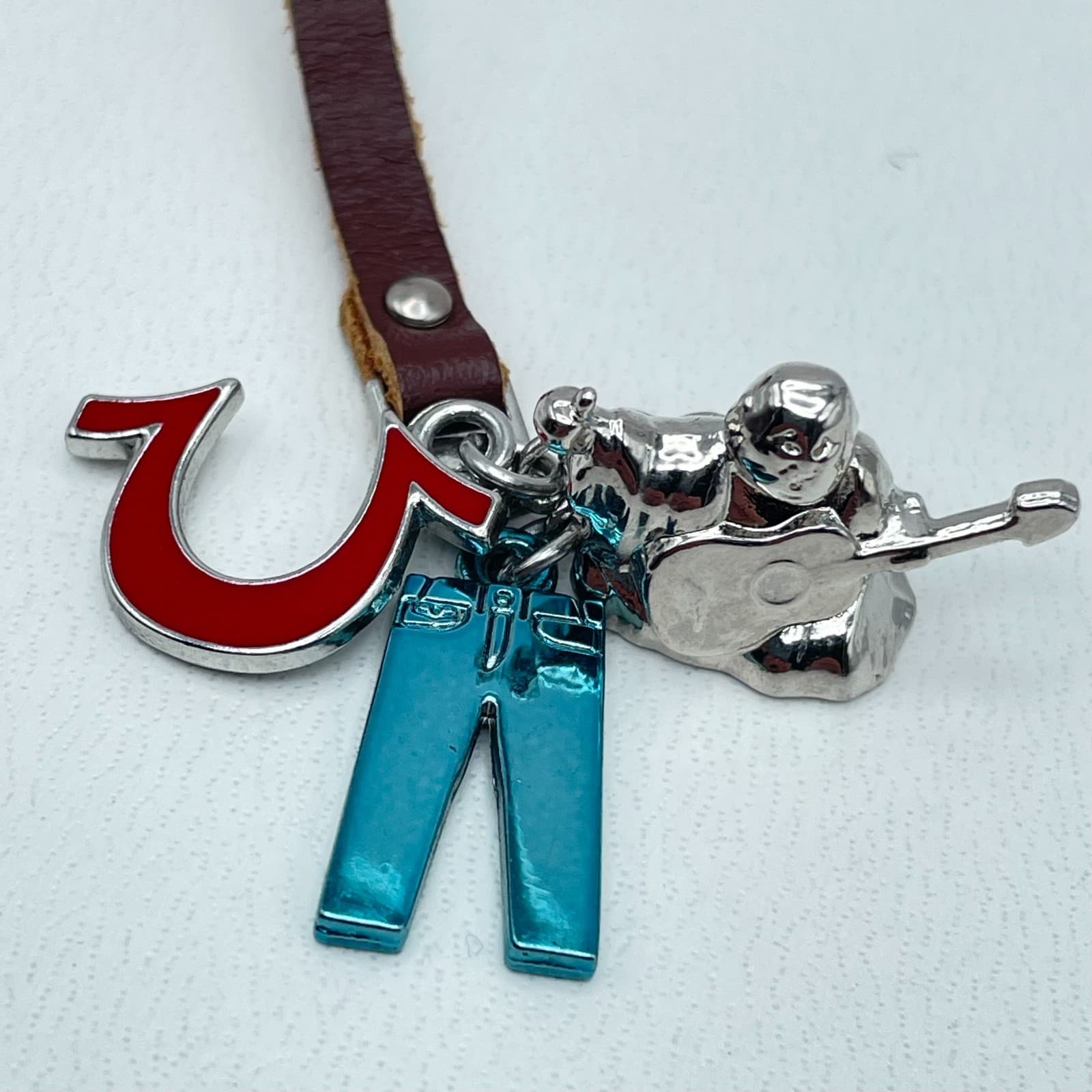 Vintage Y2K Religion Brown Leather Keychain Buddha Horseshoe Logo Charms Jewelry - Thumbnail 2