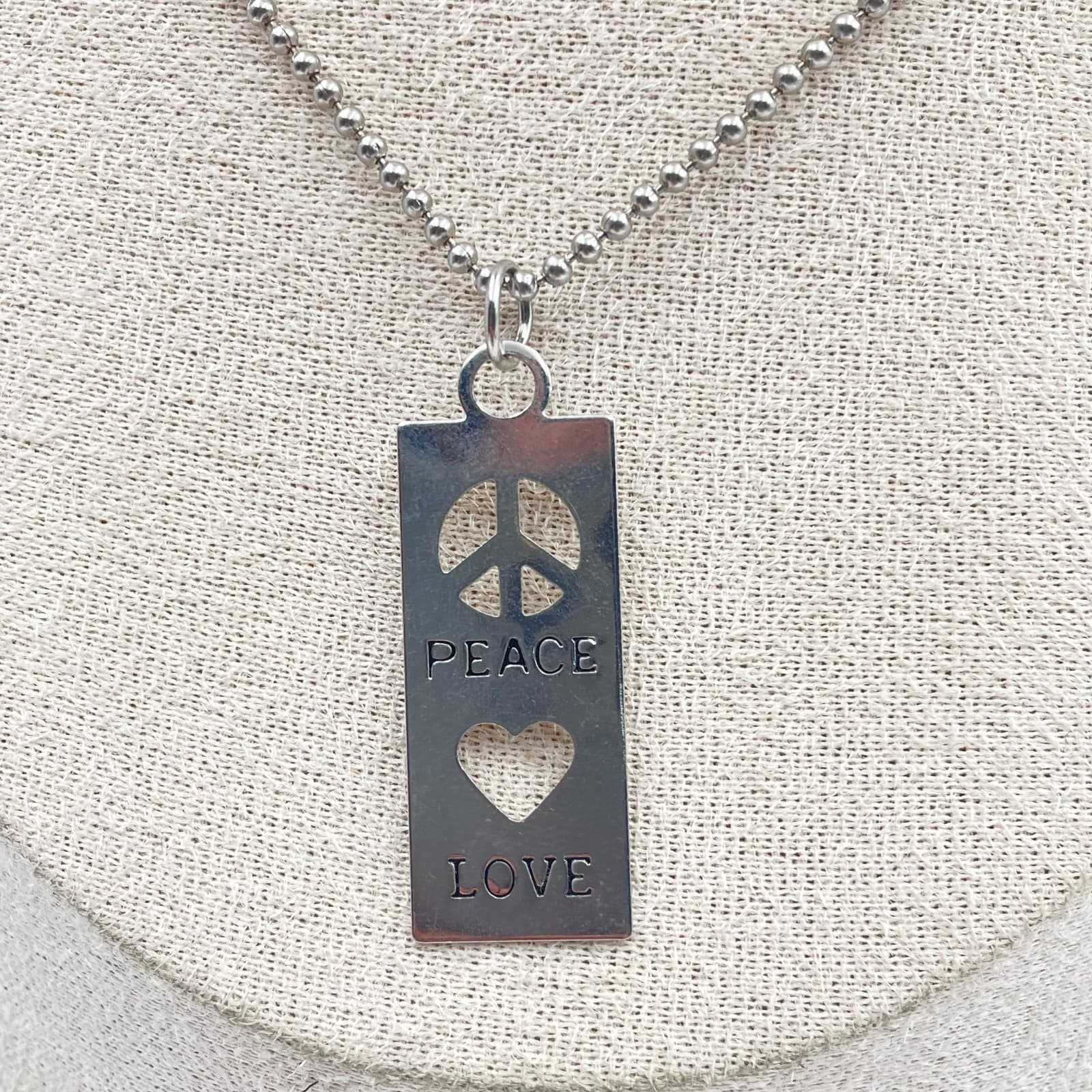 Vintage Peace Love Necklace Silver Tone Ball Bead Chain Rectangular Pendant - Thumbnail 2
