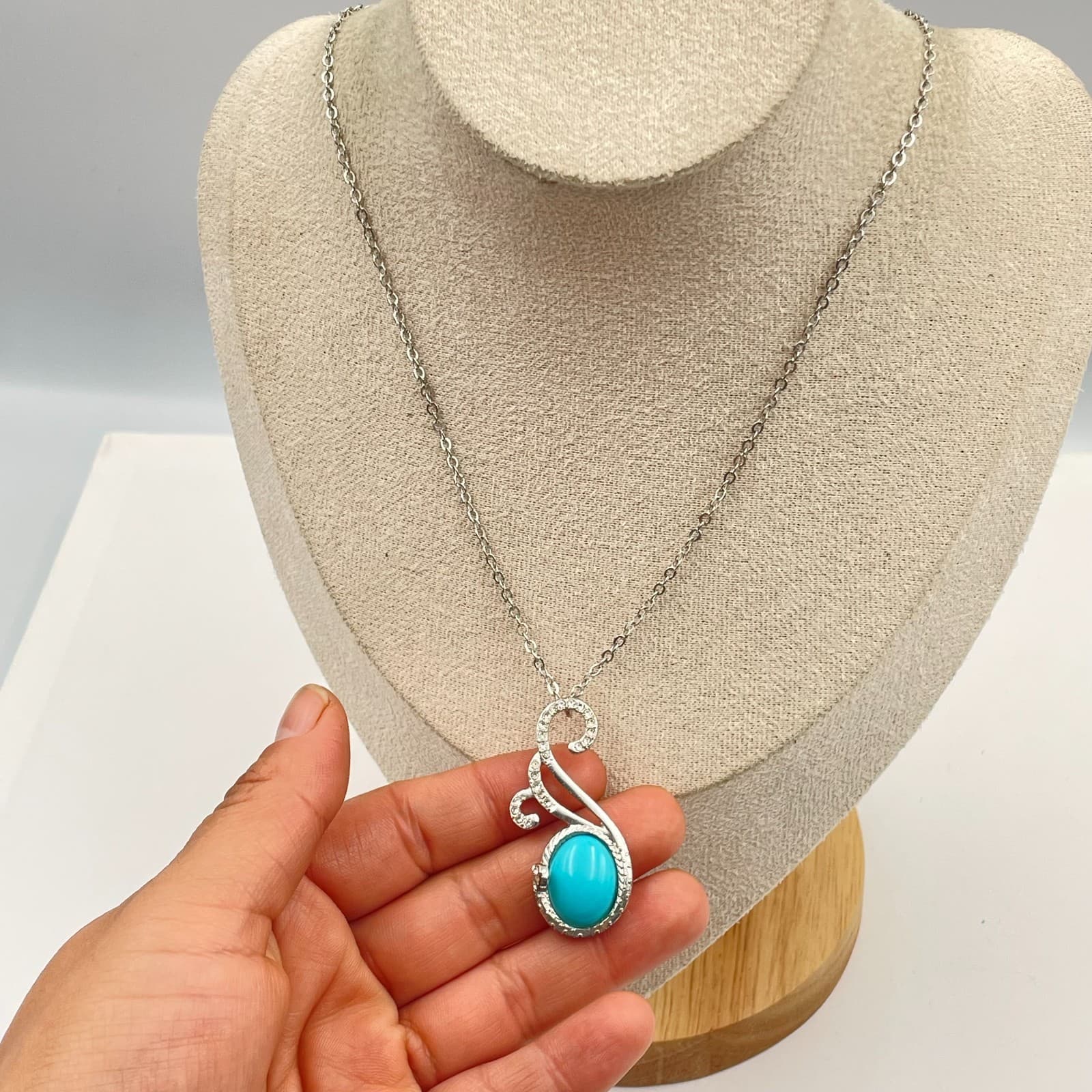 Vintage Silver Tone Turquoise Cabochon Scroll Pendant Necklace Blue Stone - Thumbnail 6