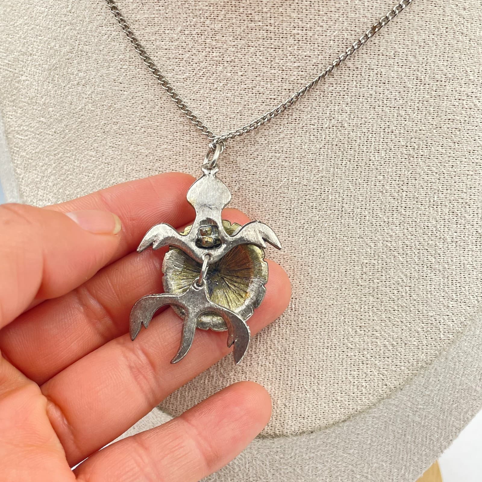 Vintage Articulated Sea Turtle Pendant Necklace Moving Legs Silver Tone Chain - Thumbnail 5
