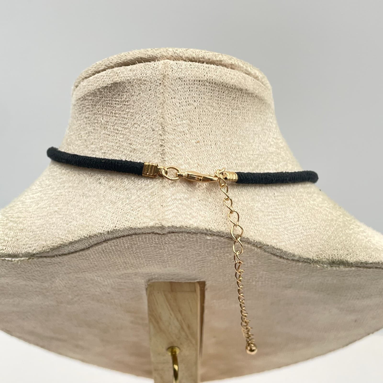 Vintage Silver Heart Locket Choker Necklace Rhinestone Crystal Black Cord Y2K - Thumbnail 6