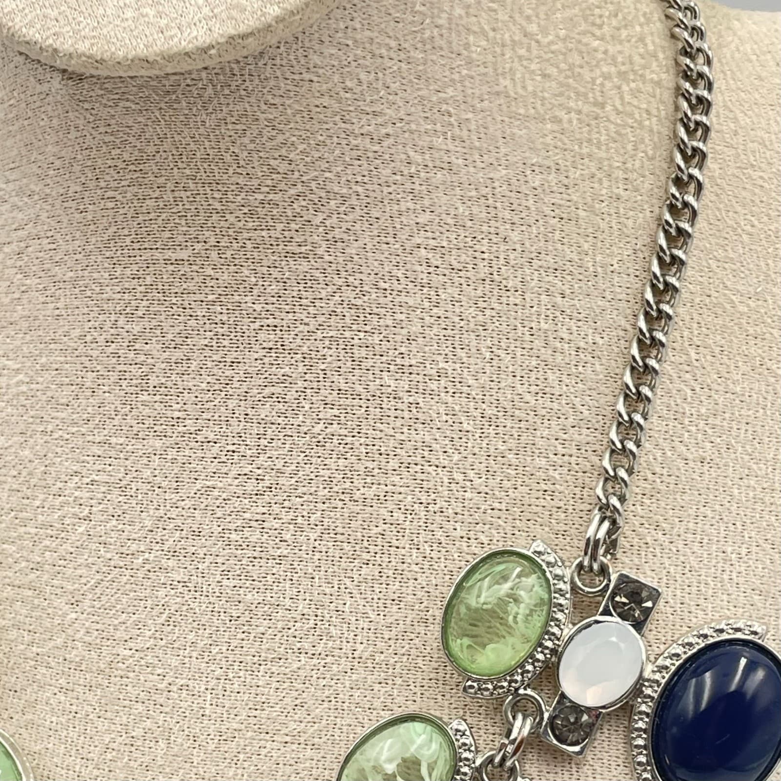 Vintage New York Necklace Silver Tone Blue Green White Cabochon Statement Bib - Thumbnail 4