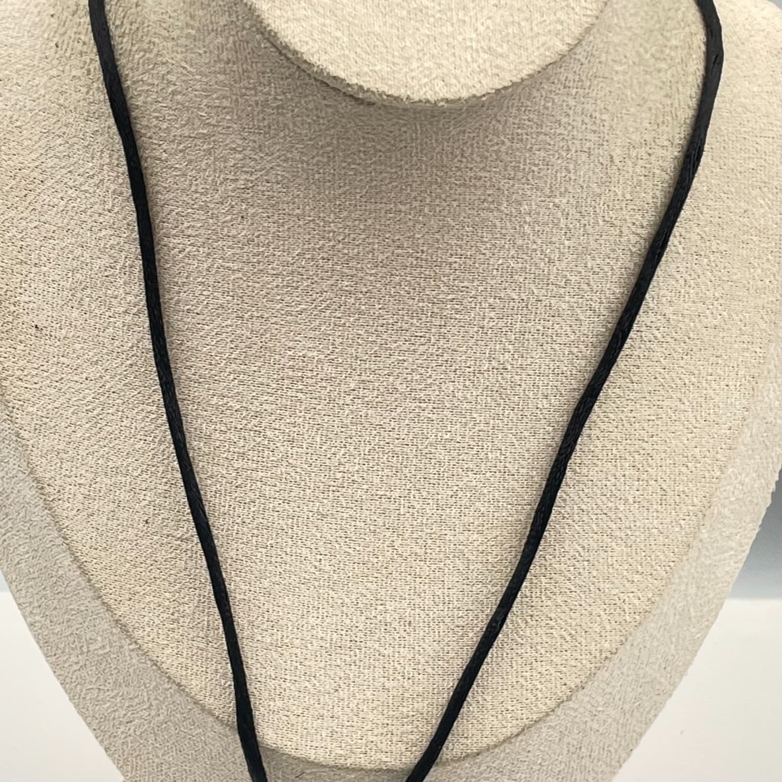 Vintage Angel Wing Heart Pendant Necklace Black Cord 22" Silver Tone Gothic Boho - Thumbnail 6