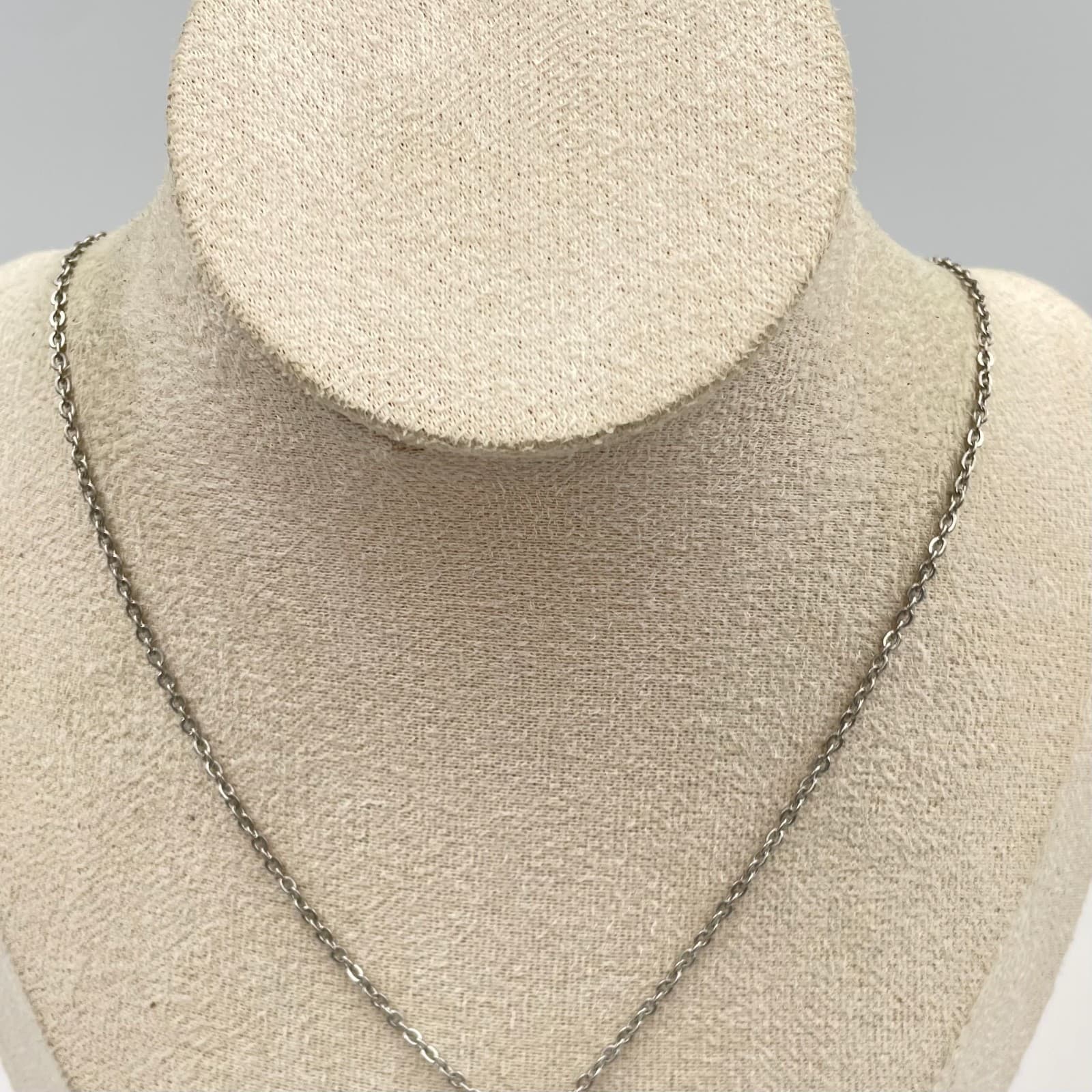 Vintage Silver Tone Ancient Egyptian Eye of Horus & Lotus Charm Necklace Jewelry - Thumbnail 2