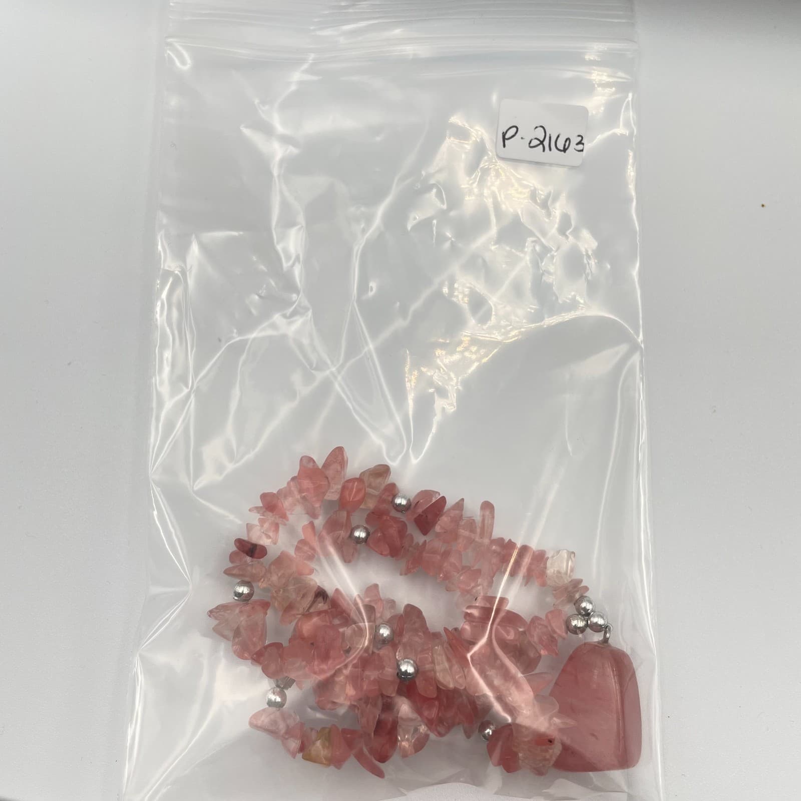 Vtg Pink Strawberry Quartz Necklace Natural Stone Chip Bead Pendant Barrel Clasp - Thumbnail 8