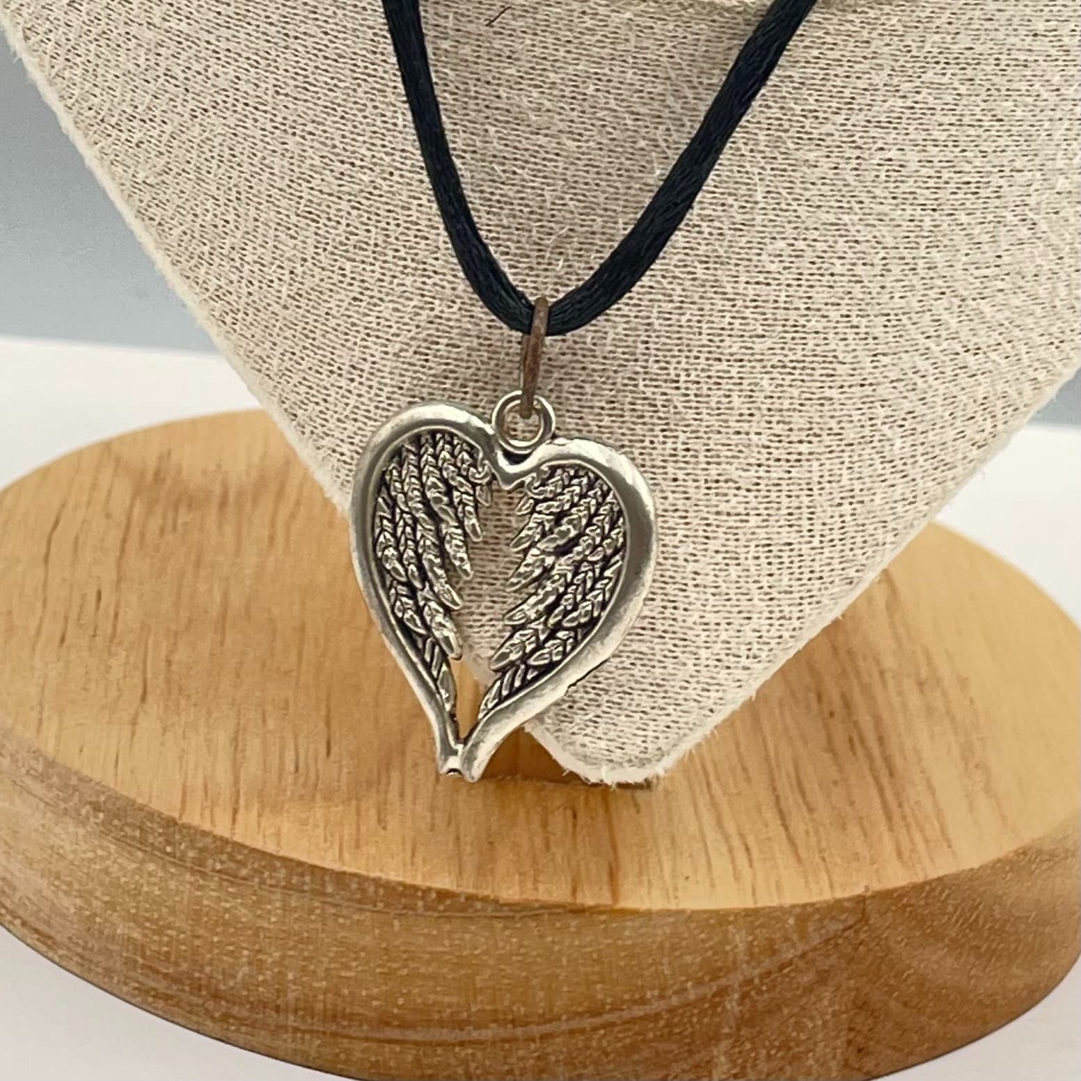 Vintage Angel Wing Heart Pendant Necklace Black Cord 22" Silver Tone Gothic Boho - Thumbnail 7