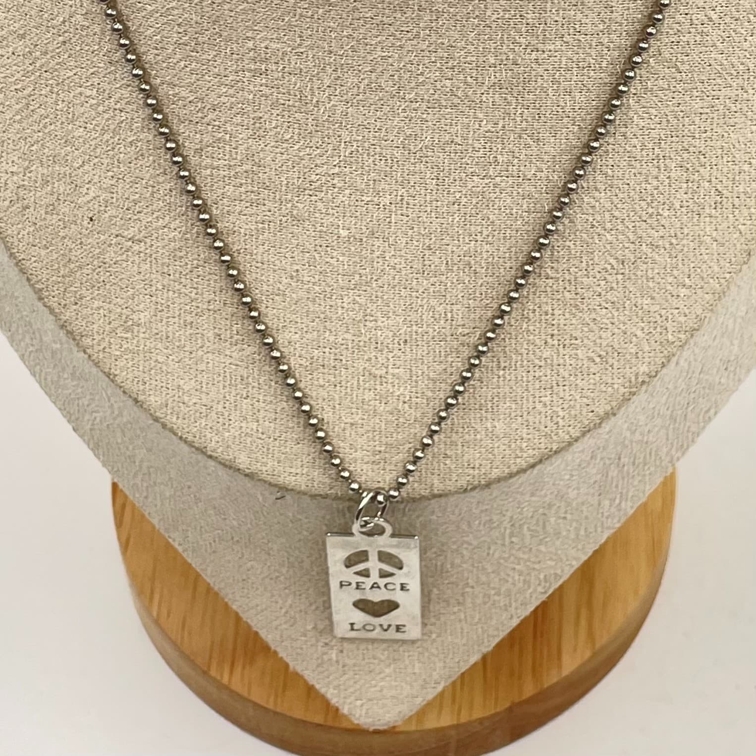 Vintage Peace Love Necklace Silver Tone Ball Bead Chain Rectangular Pendant - Thumbnail 5